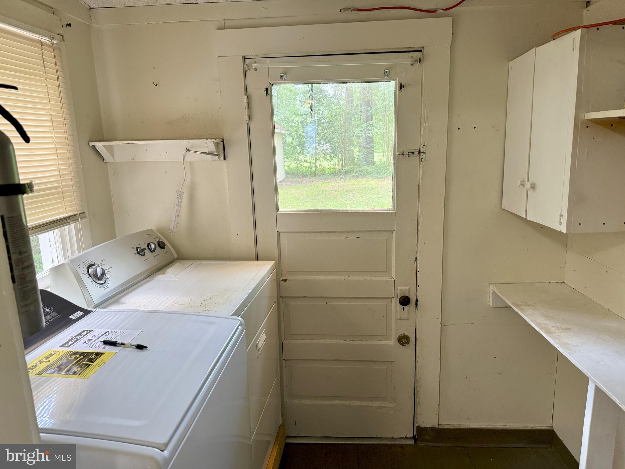 COURTLAND HEIGHTS - Residential Lease