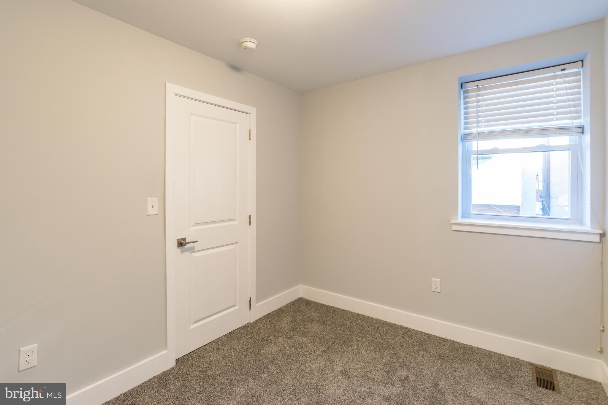 GIRARD ESTATES - Residential Lease