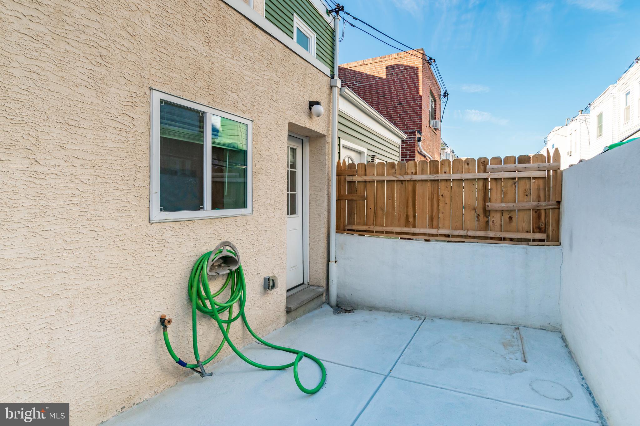 GIRARD ESTATES - Residential Lease