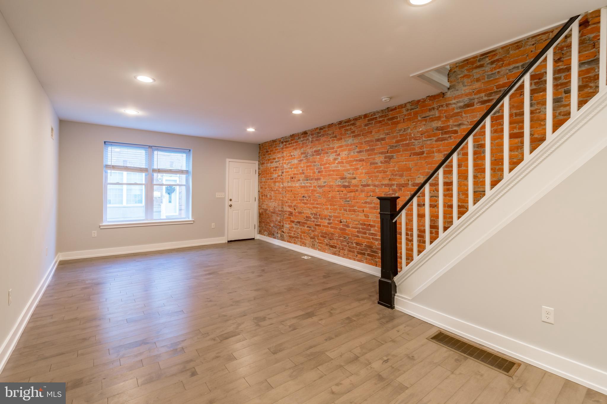 GIRARD ESTATES - Residential Lease