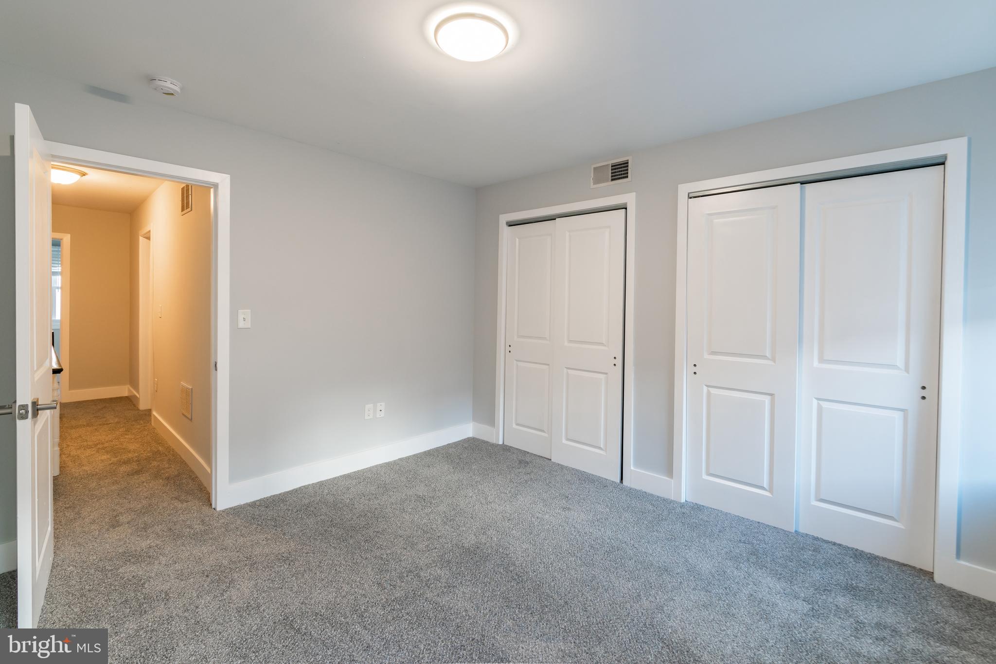 GIRARD ESTATES - Residential Lease