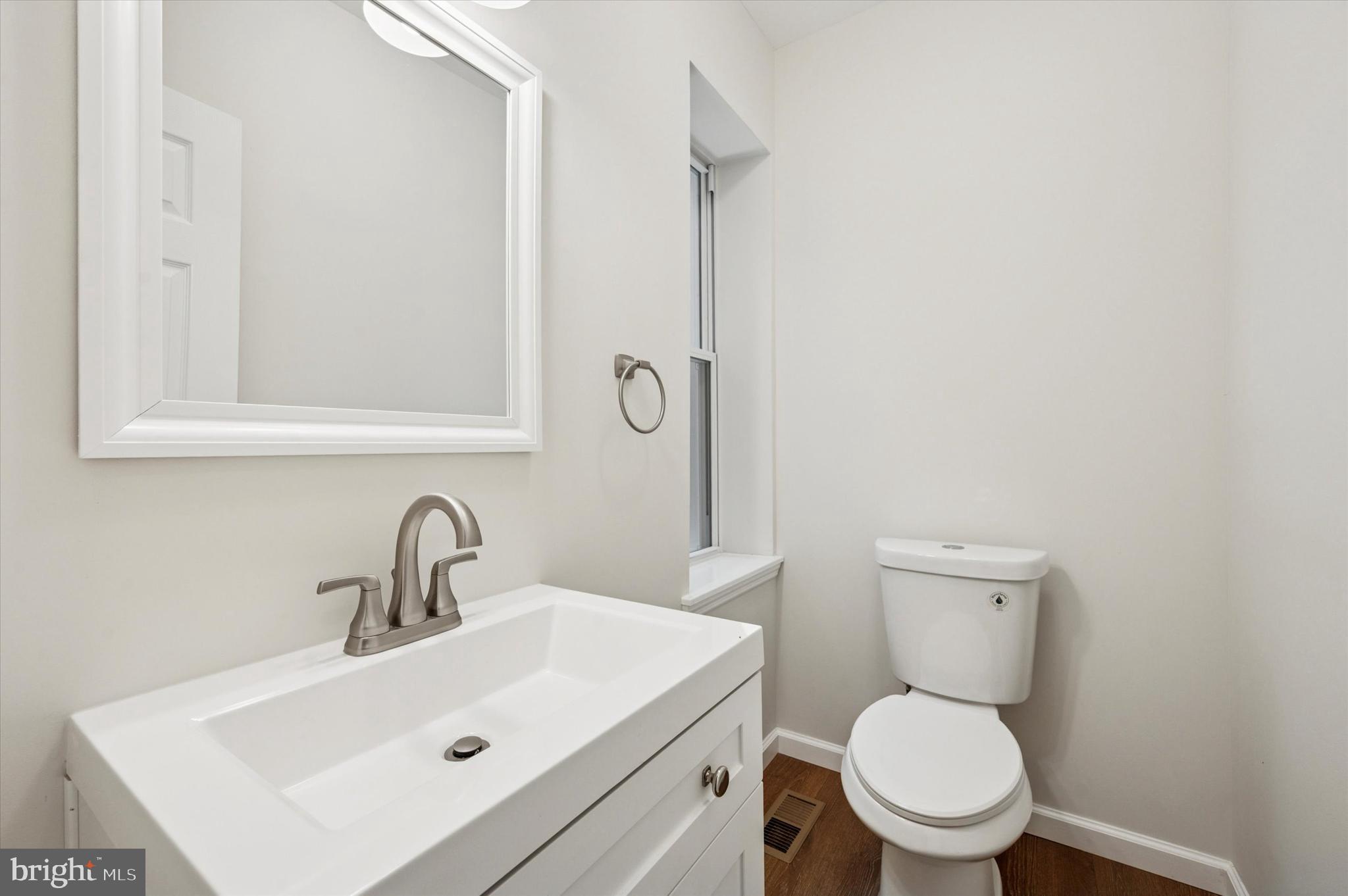 POINT BREEZE - Residential Lease