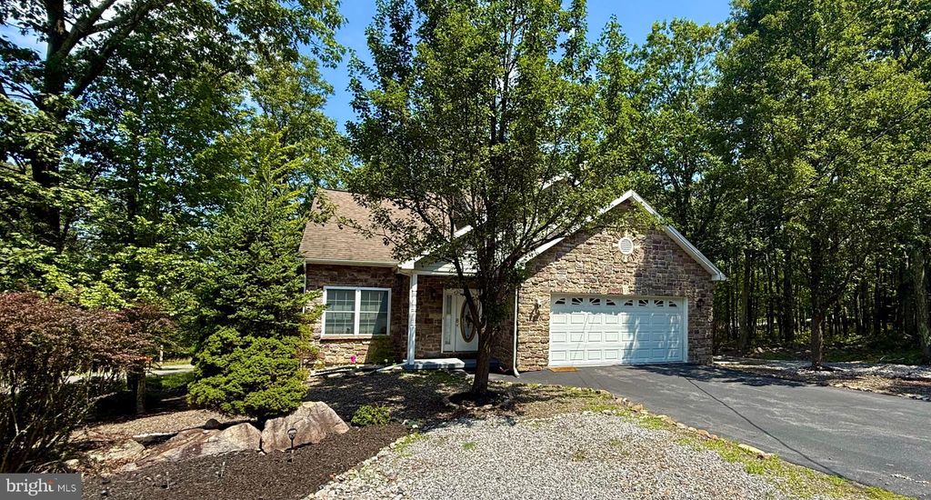 Photo of 231 Country Club Drive, HAZLETON, PA 18202 (MLS # PASK2023772)