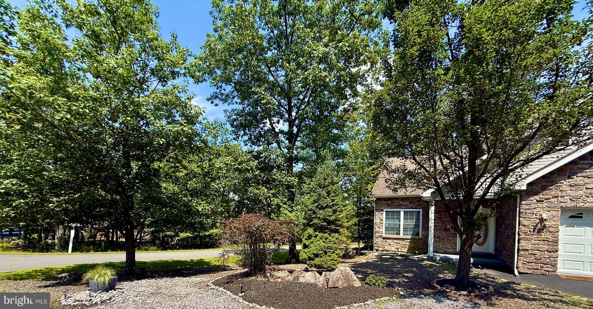 EAGLE ROCK RESORT - Residential