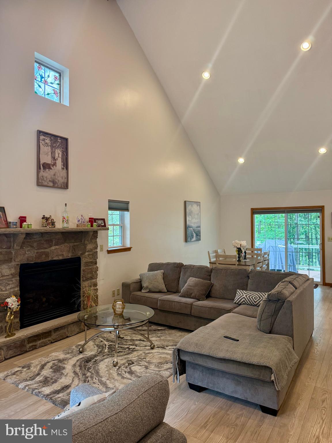 EAGLE ROCK RESORT - Residential