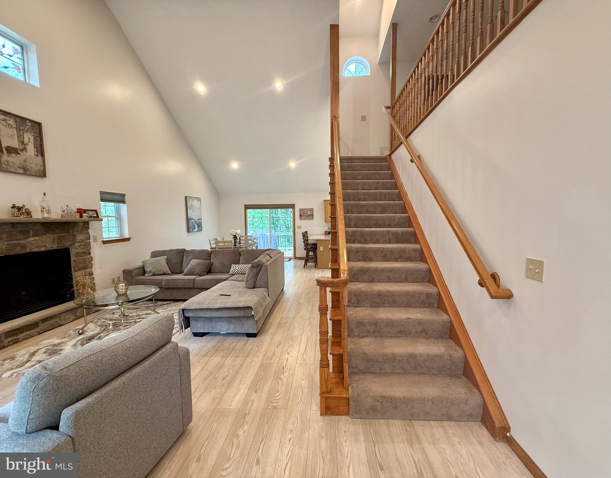 EAGLE ROCK RESORT - Residential