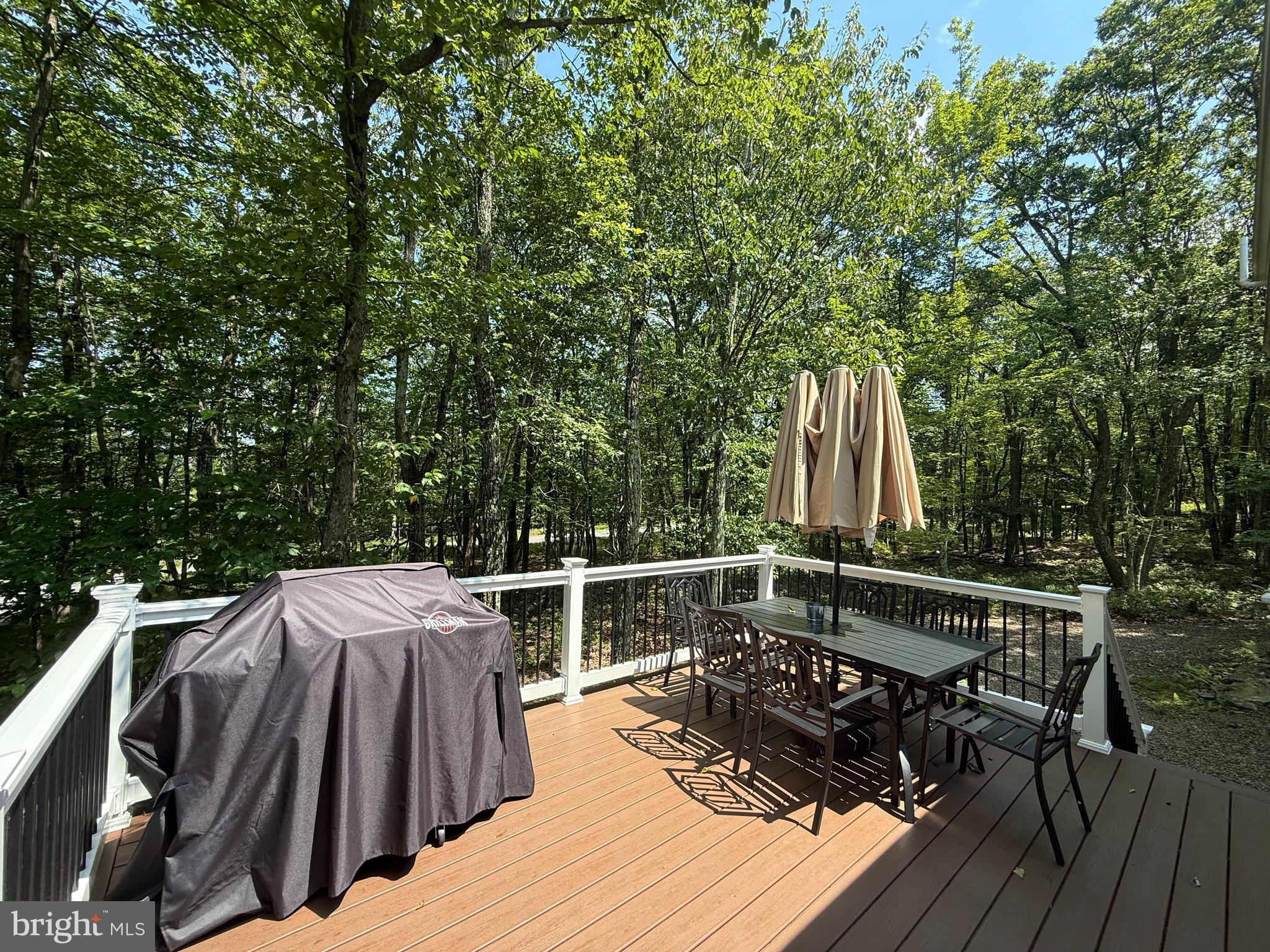 EAGLE ROCK RESORT - Residential