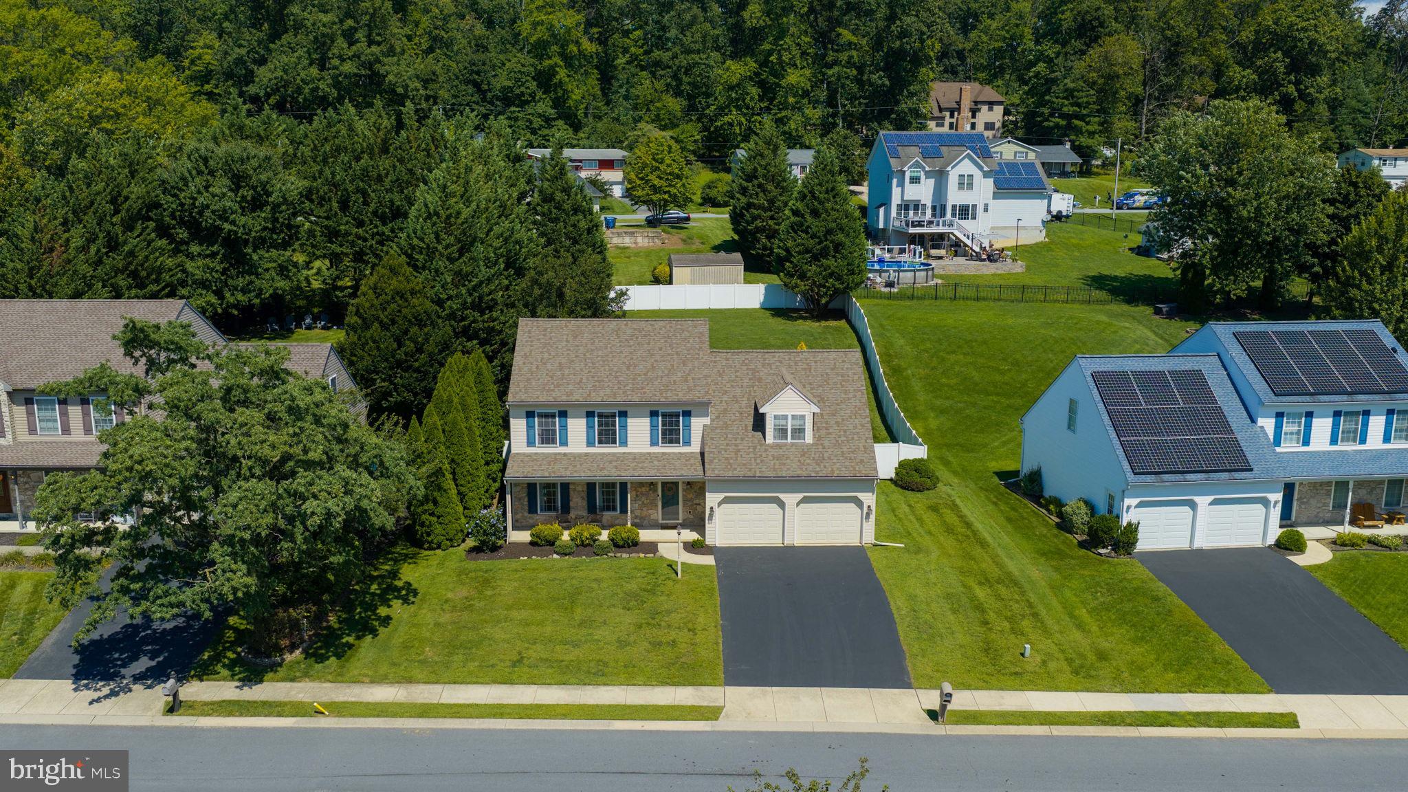 500 SILVER MAPLE COURT
