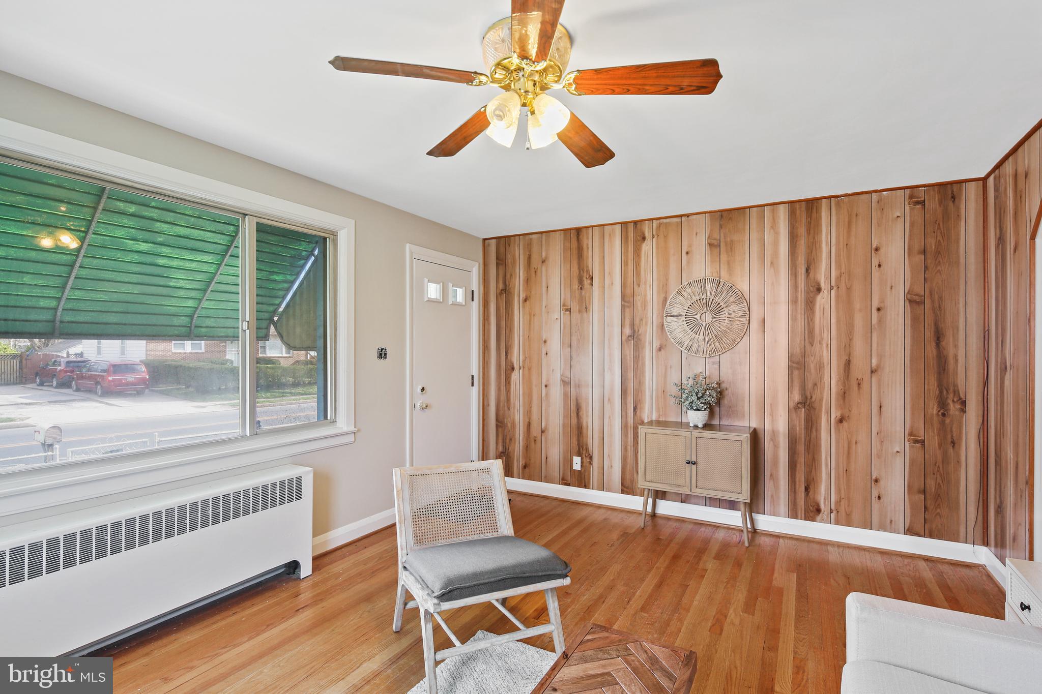 CATONSVILLE MANOR - Residential