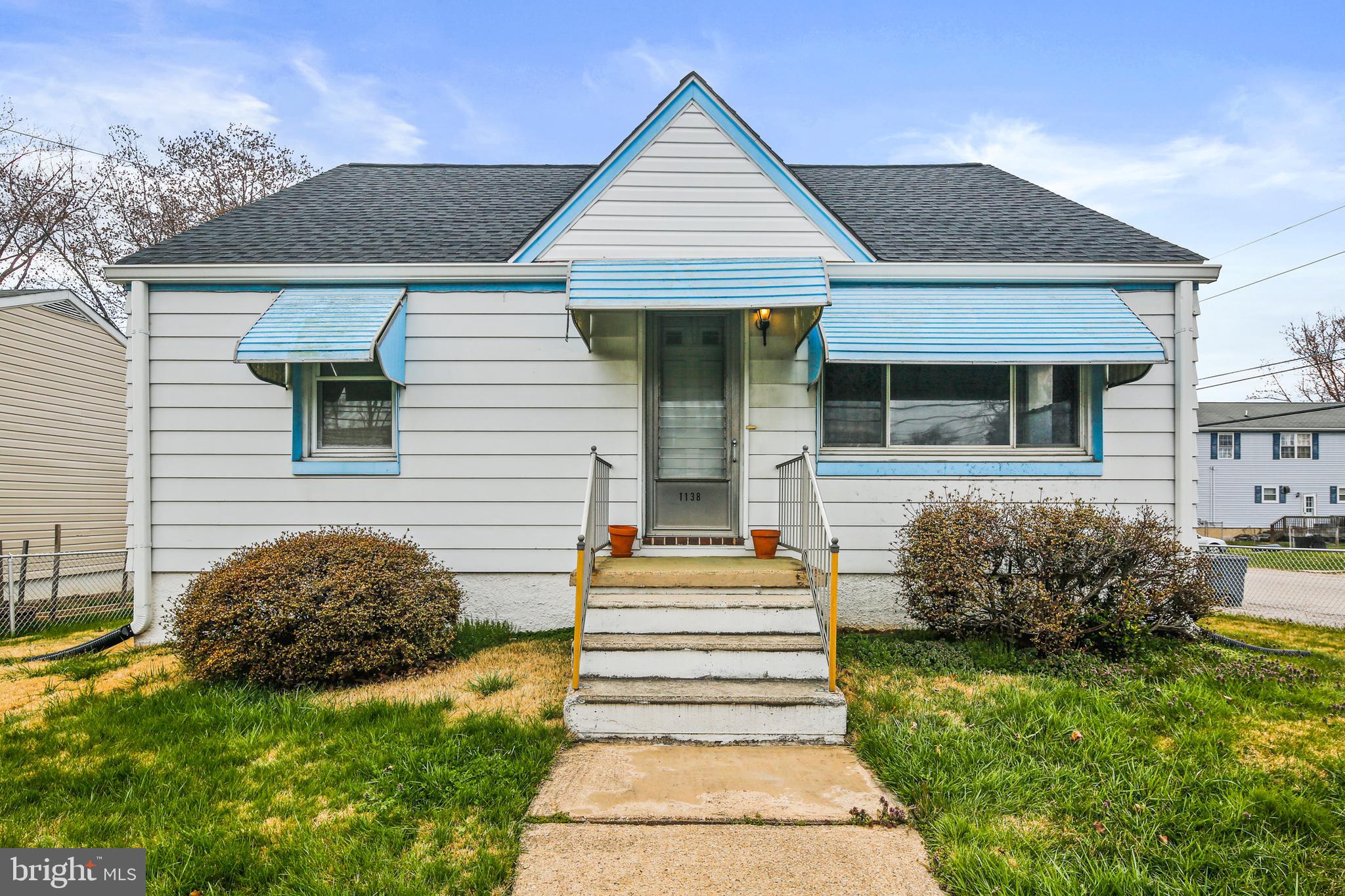 CATONSVILLE MANOR - Residential