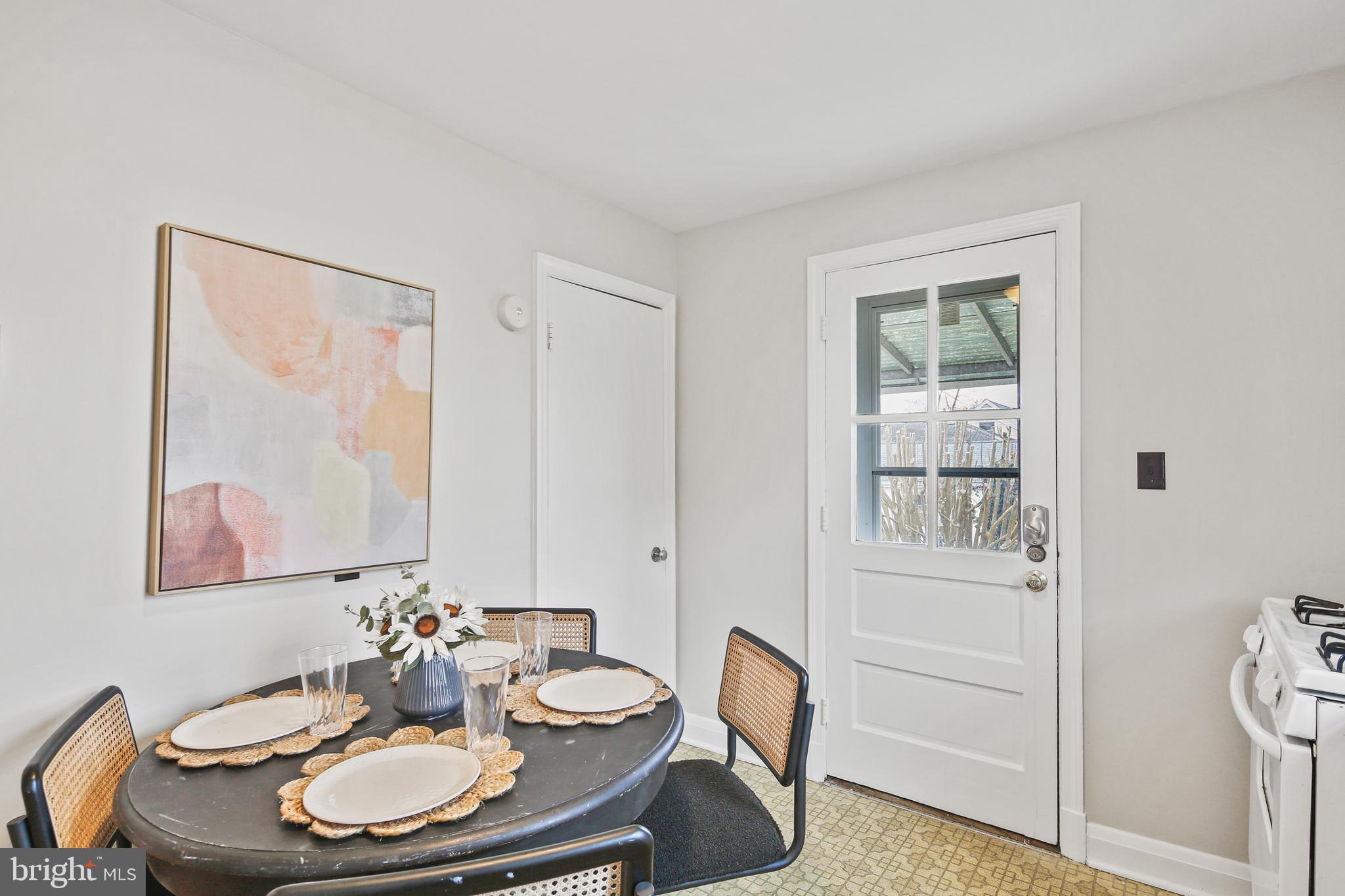 CATONSVILLE MANOR - Residential