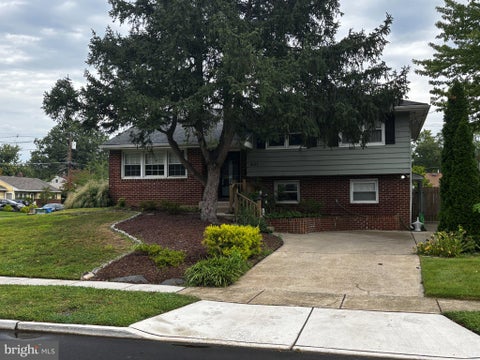 Homes For Sale - 401 Chapel Avenue<br/> CHERRY HILL, NJ 08034