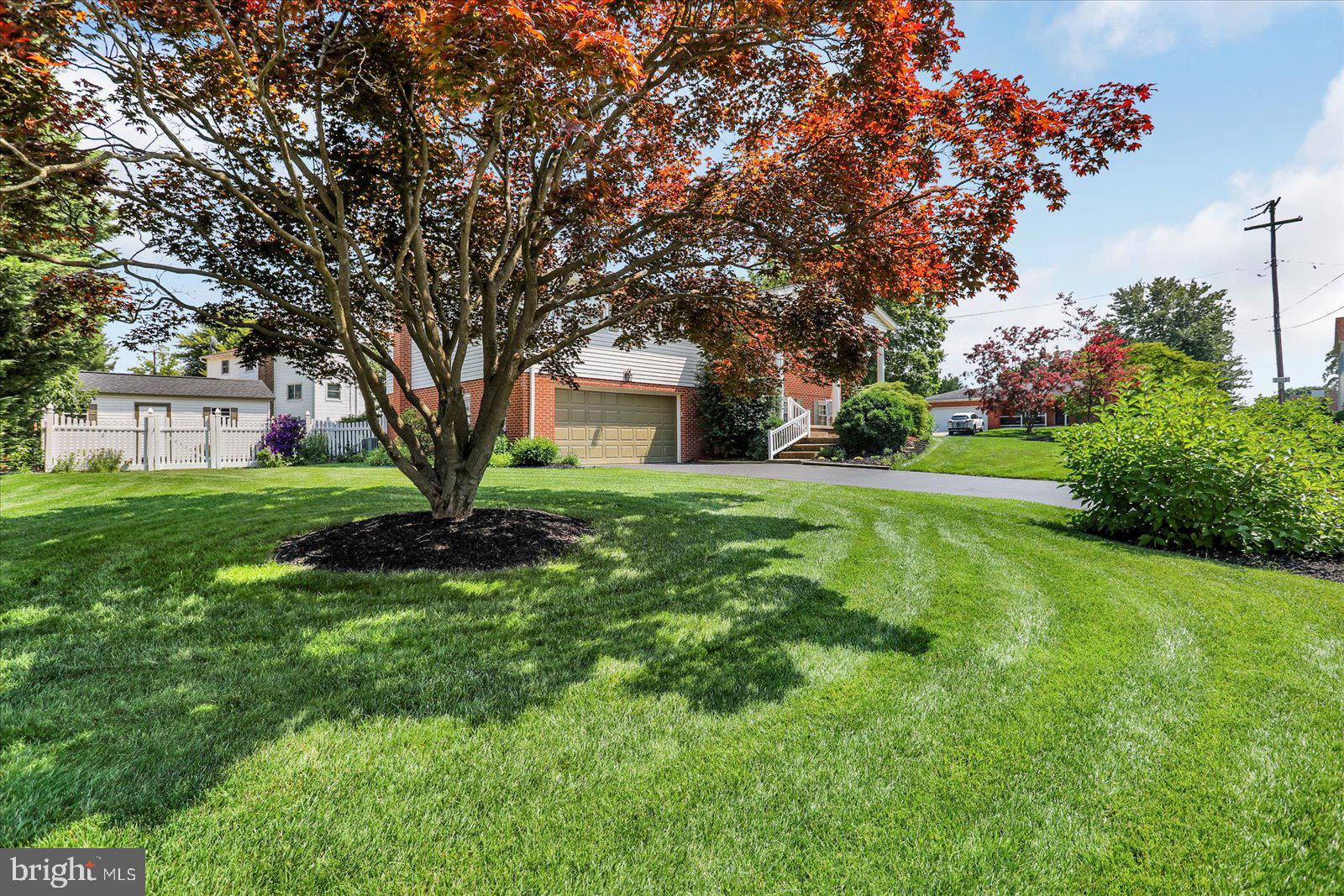 2134 HUNTINGTON ROAD