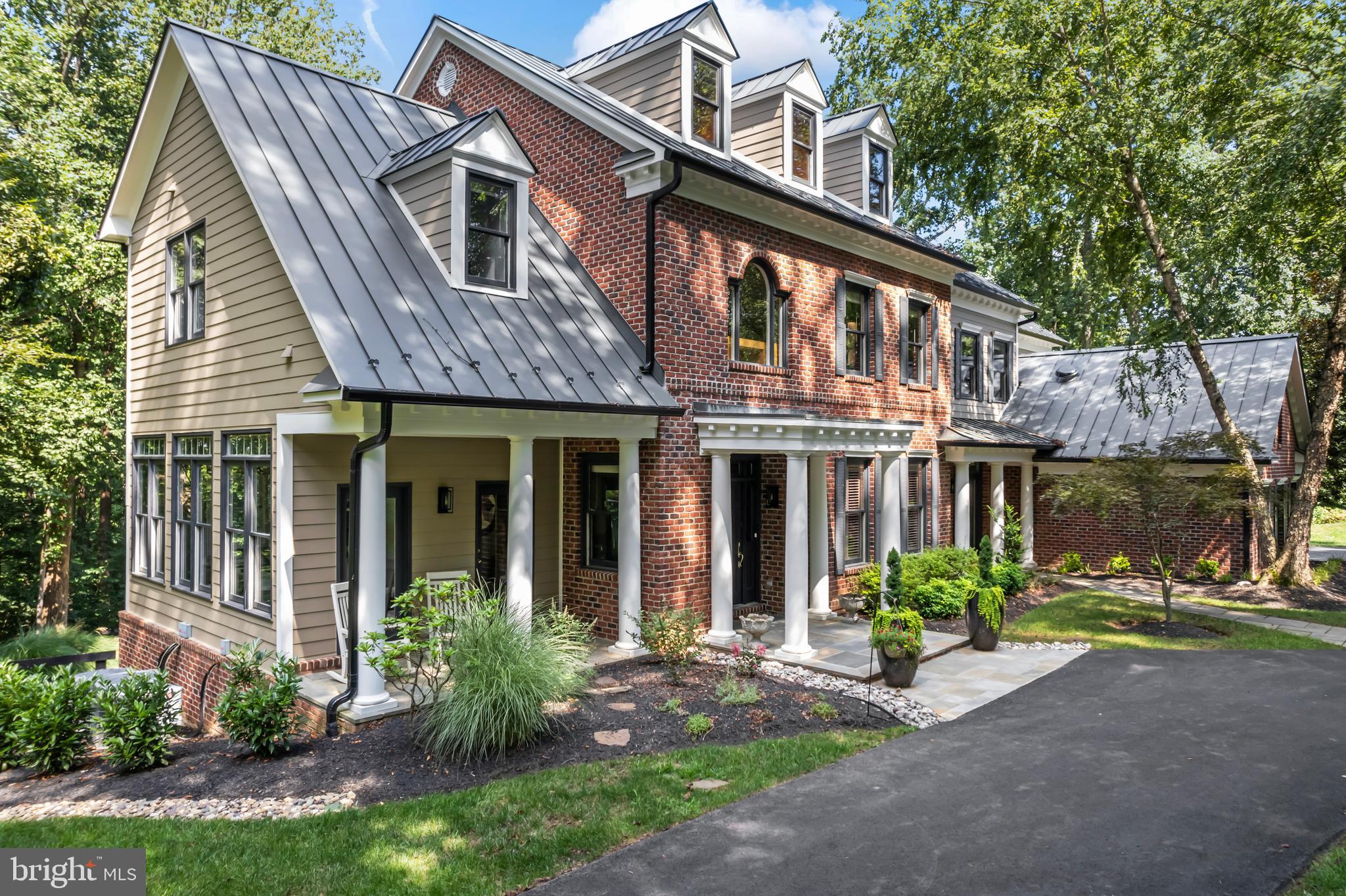 BEACON HILL - Residential