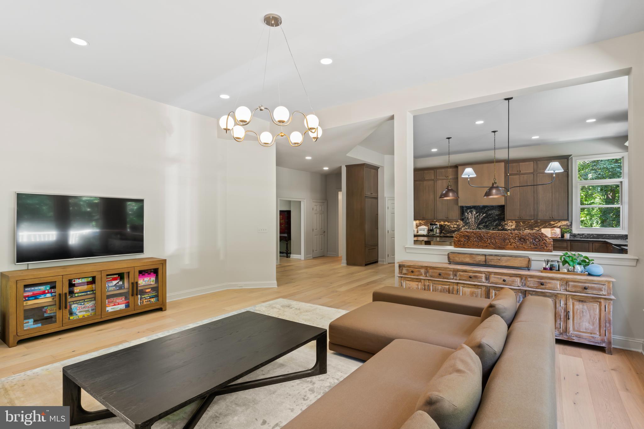 BEACON HILL - Residential