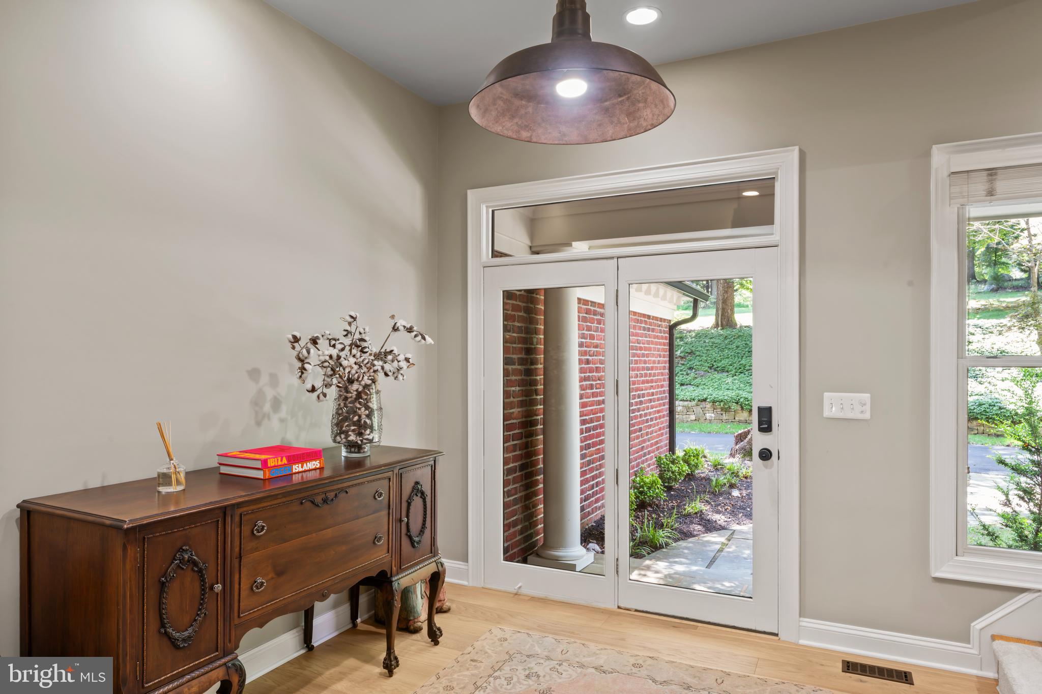 BEACON HILL - Residential