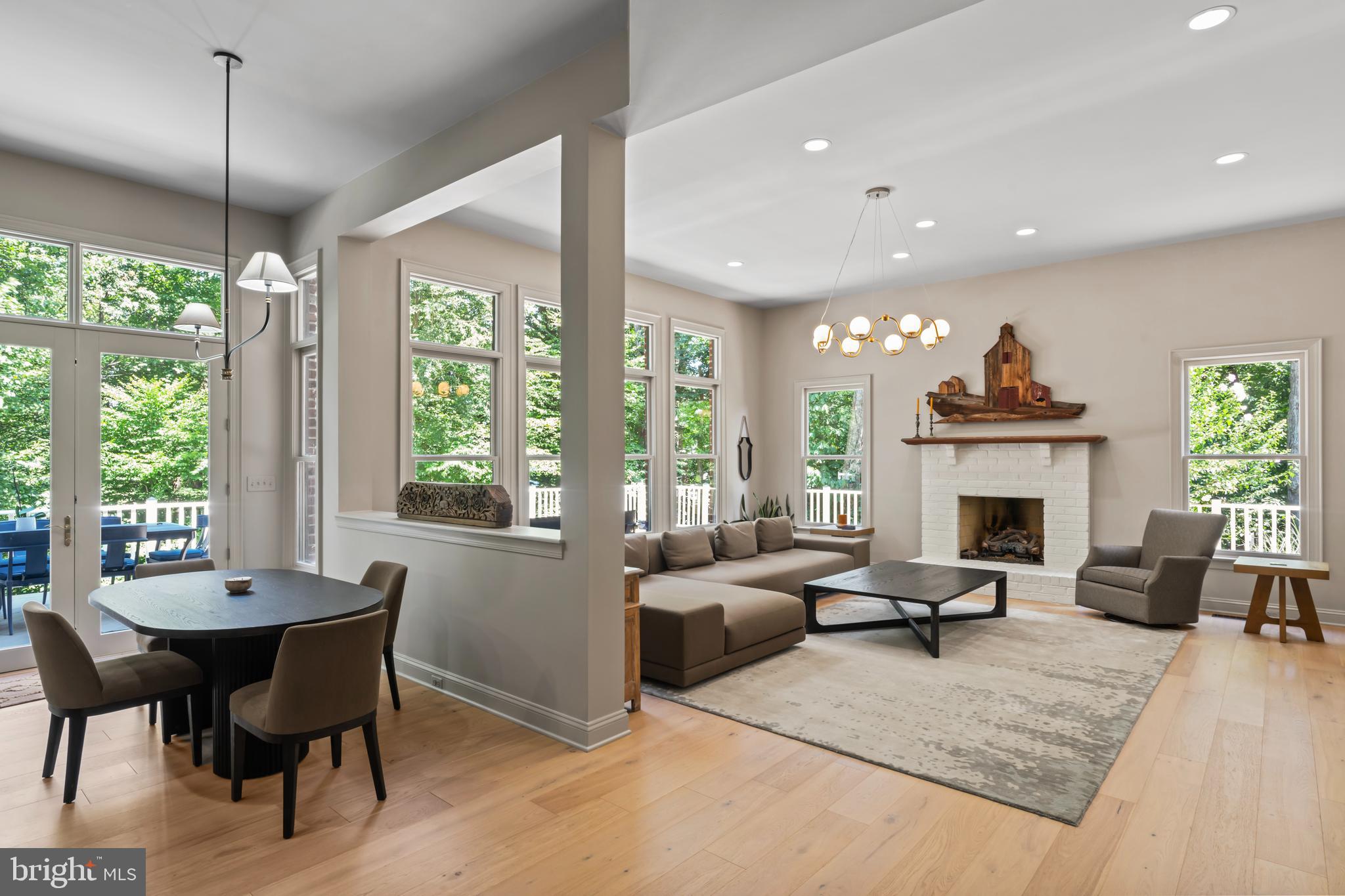 BEACON HILL - Residential