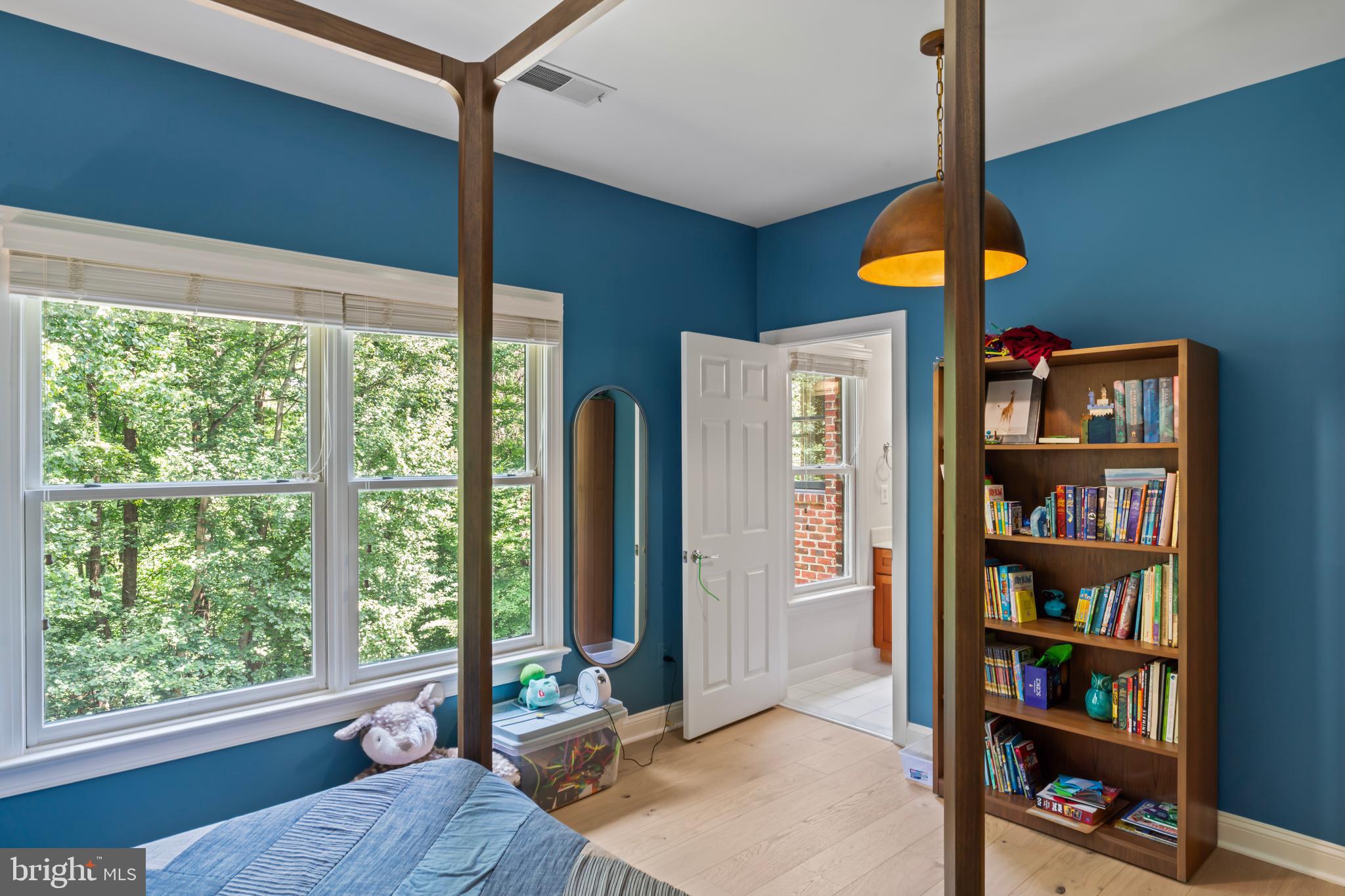 BEACON HILL - Residential