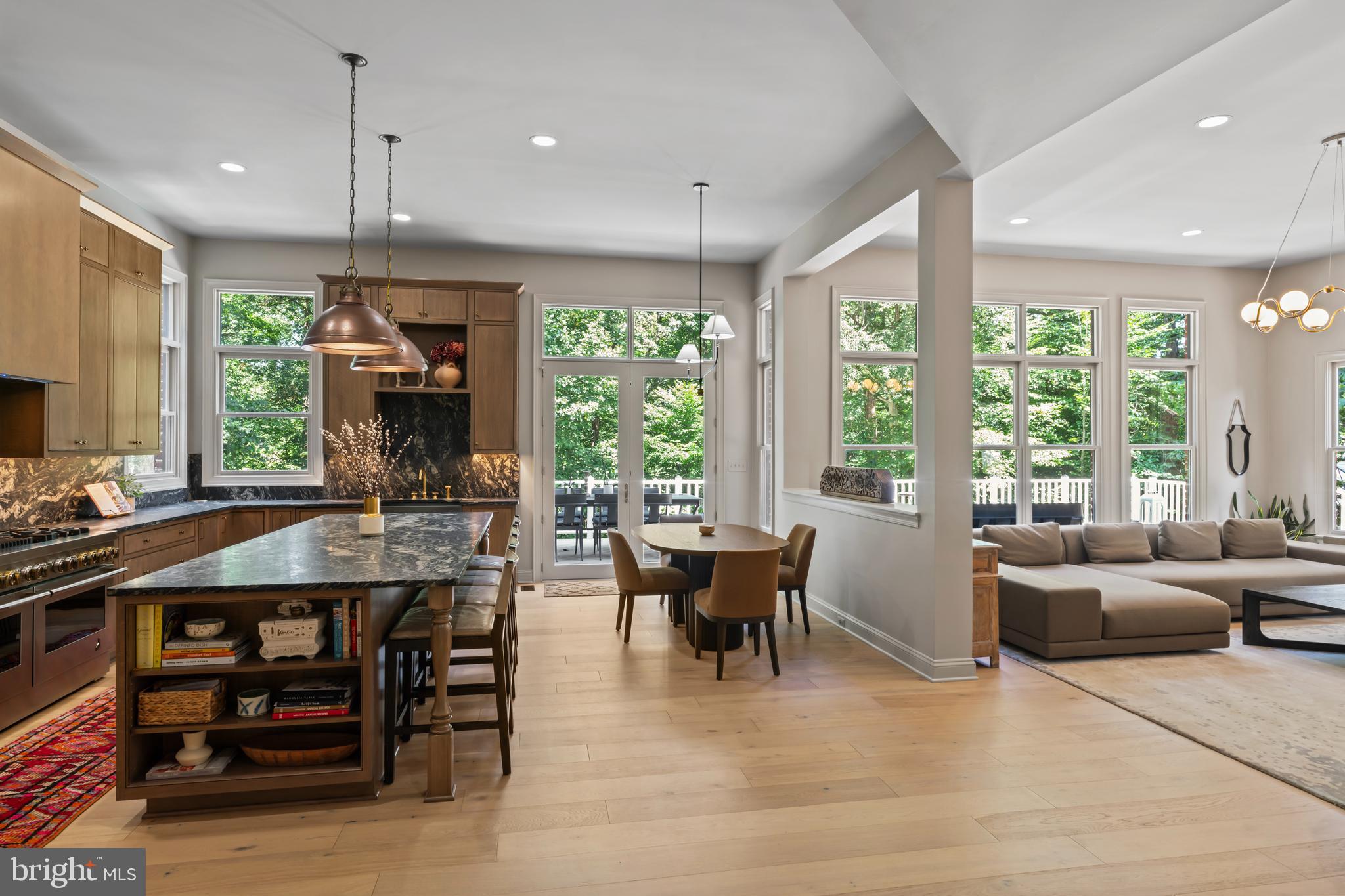 BEACON HILL - Residential