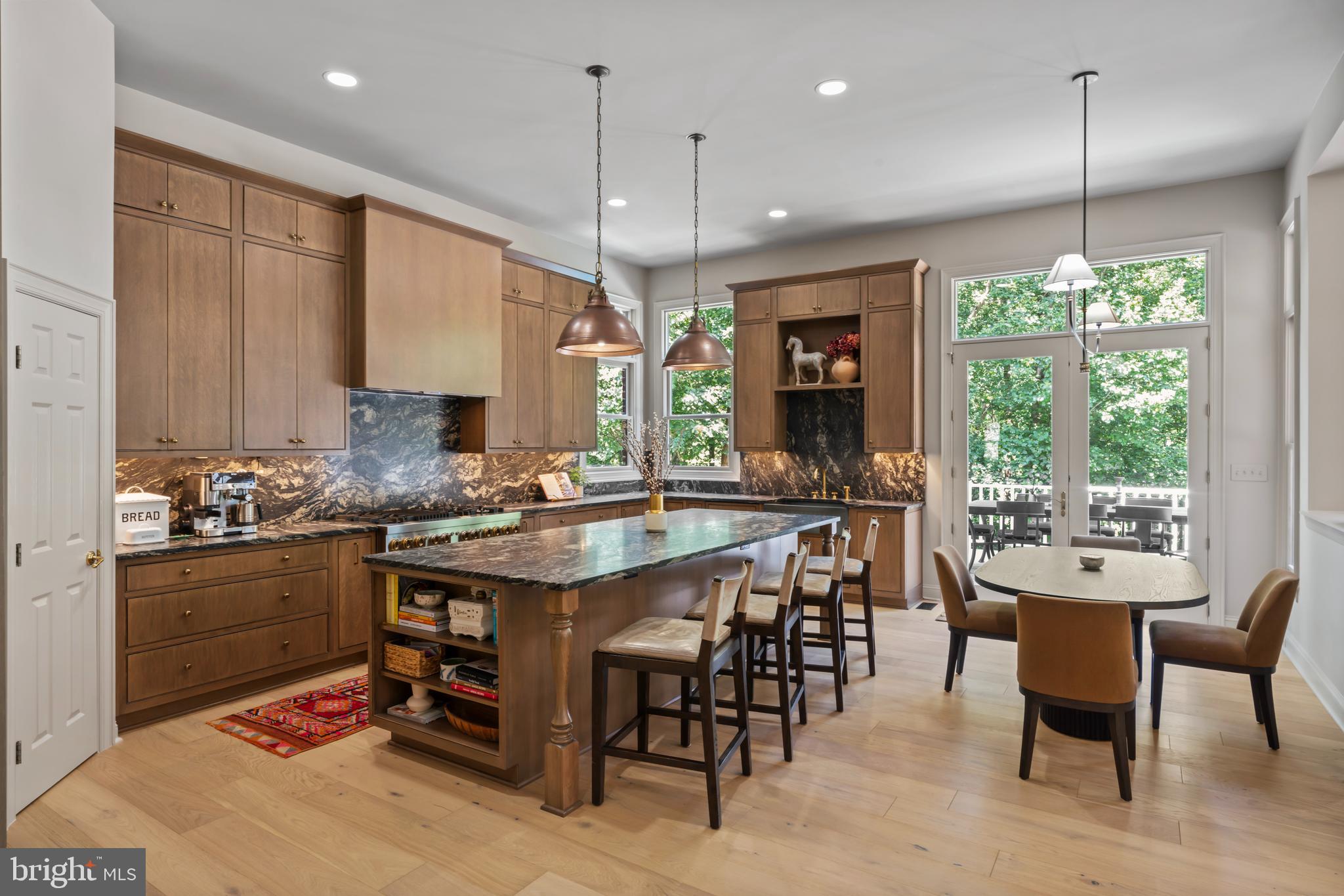 BEACON HILL - Residential