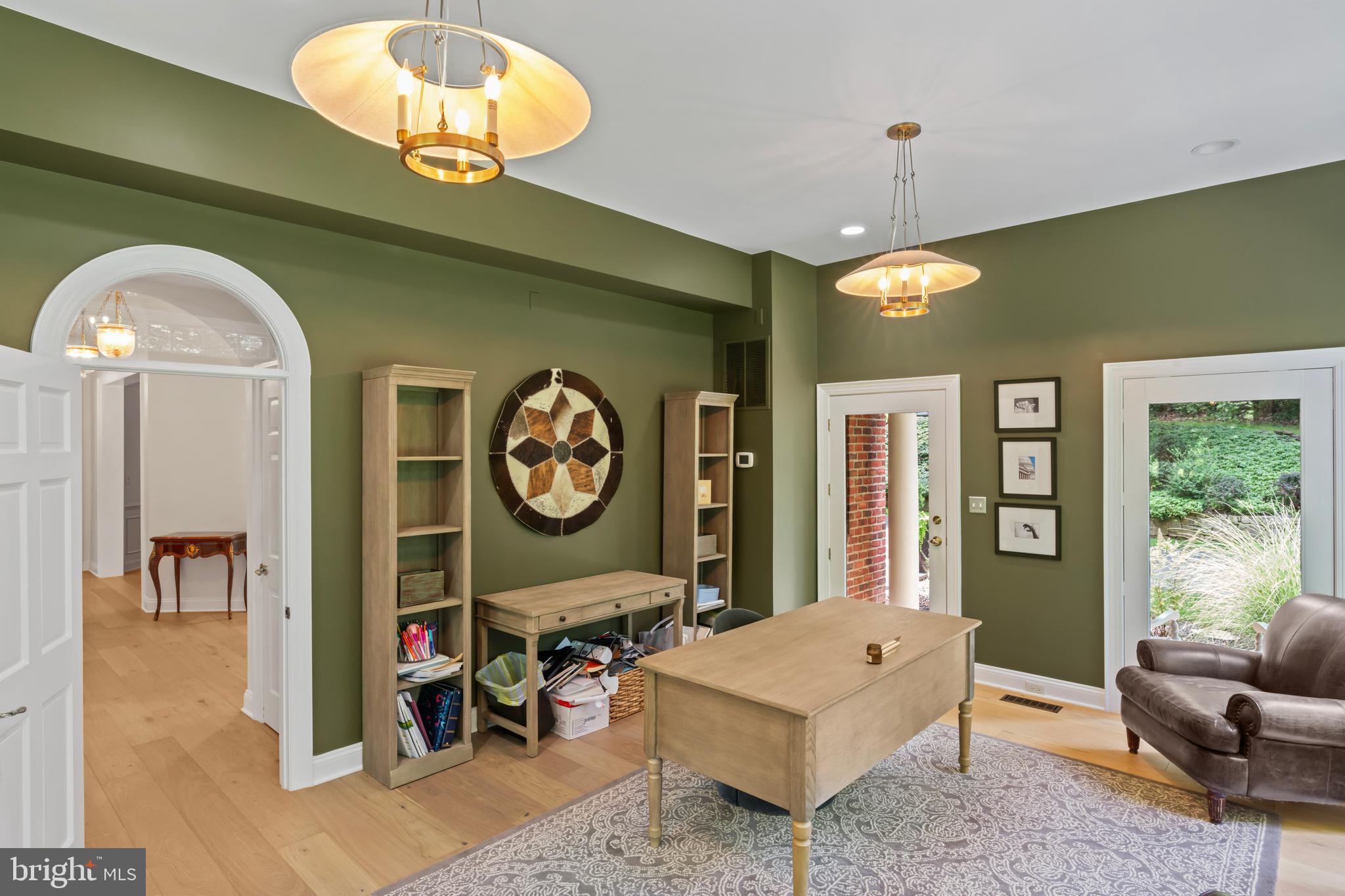 BEACON HILL - Residential