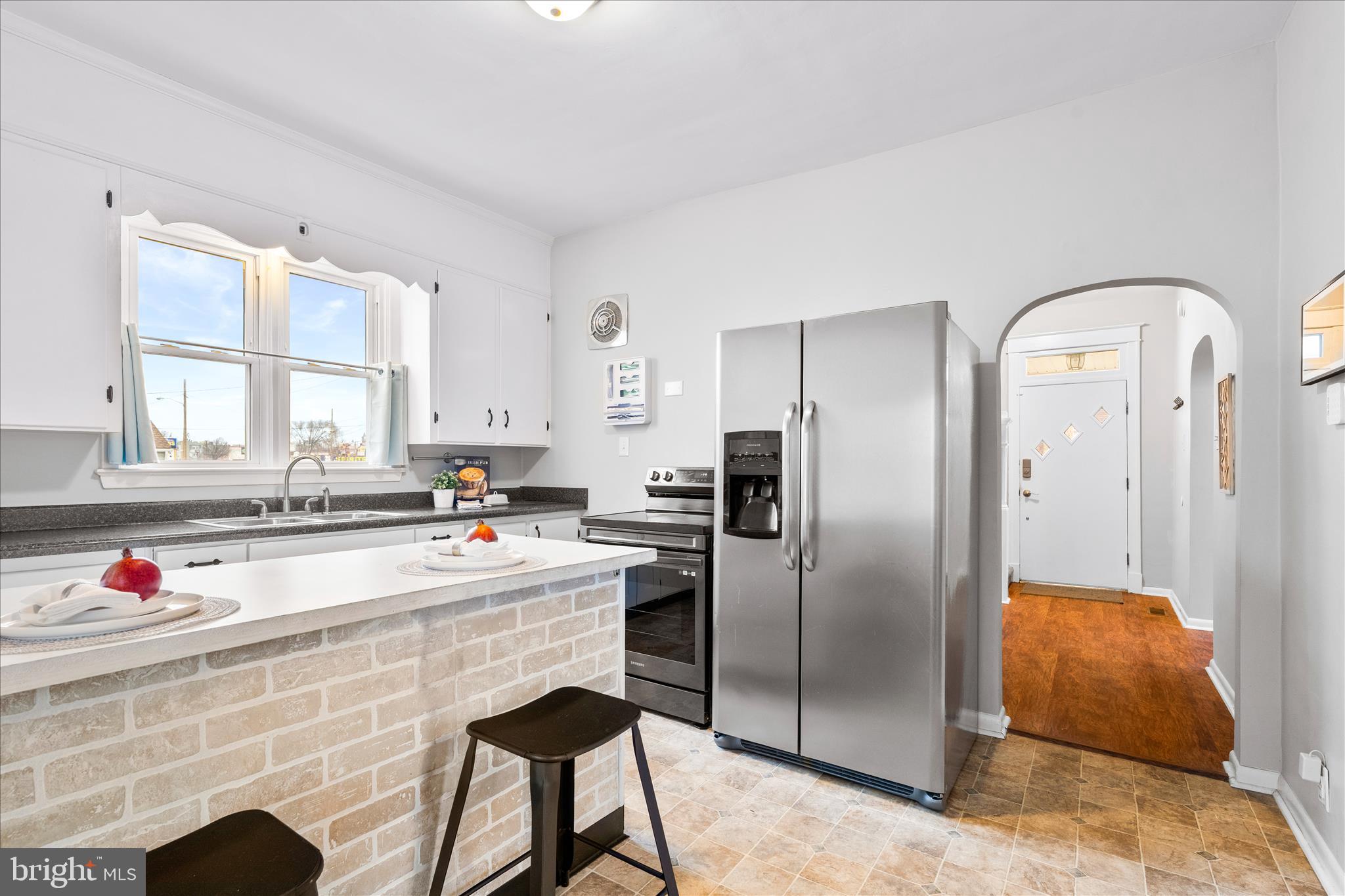 421 E WASHINGTON STREET