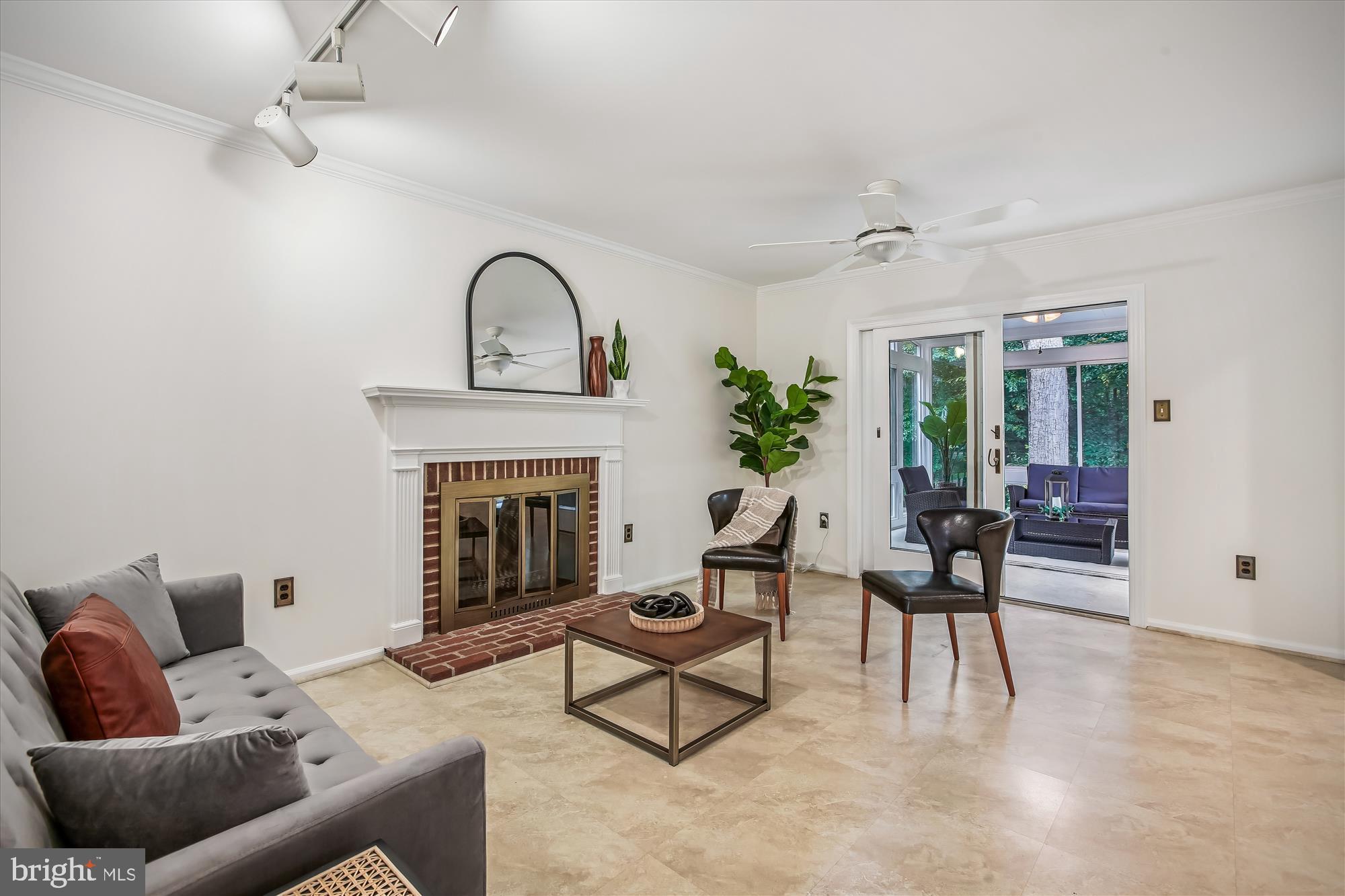 FRANCONIA FOREST - Residential