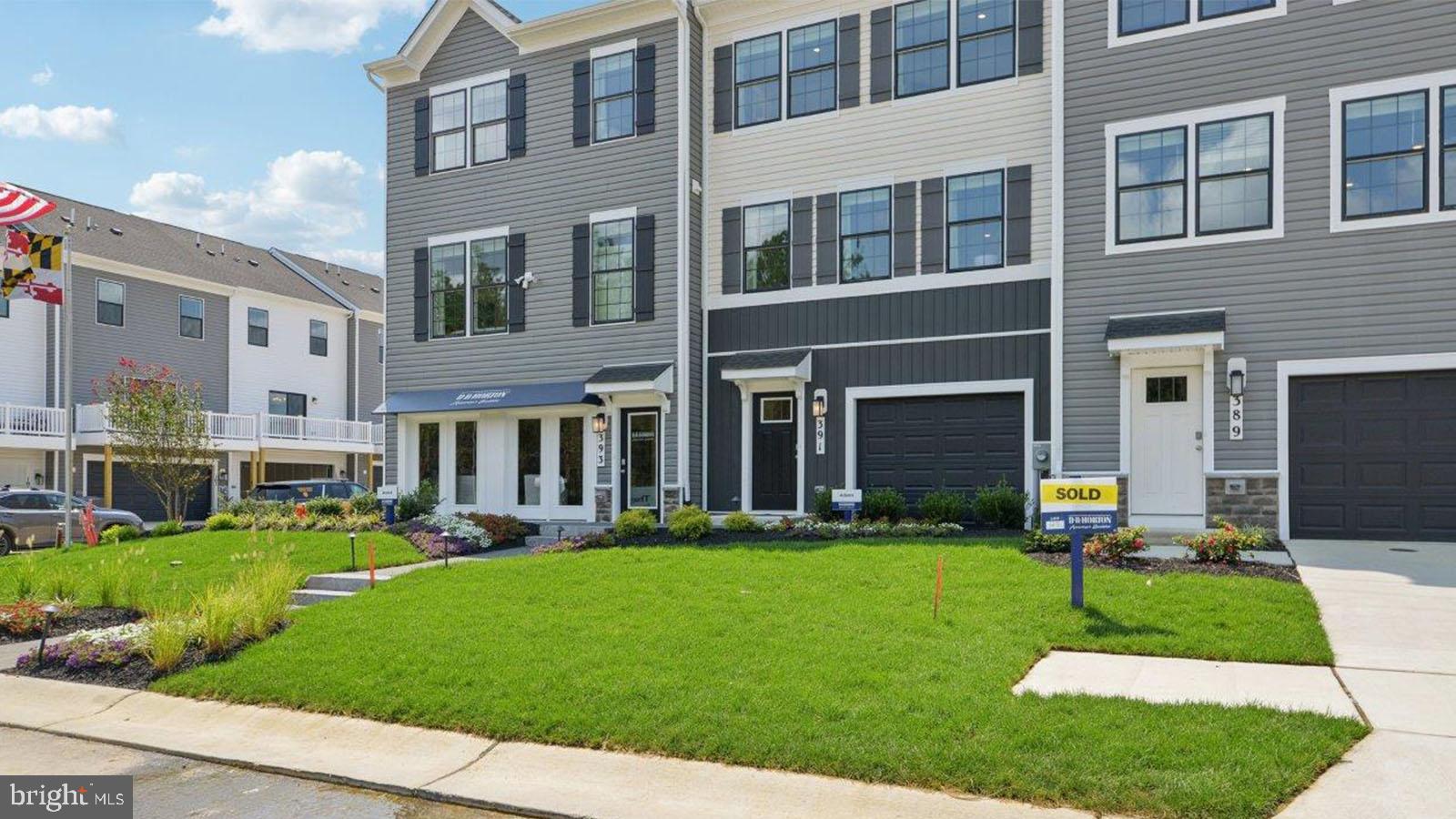 PINEGROVE - Residential