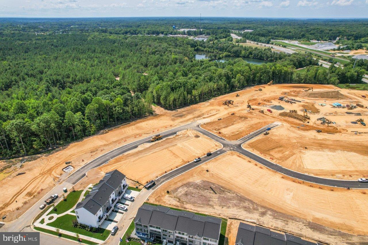 PINEGROVE - Residential