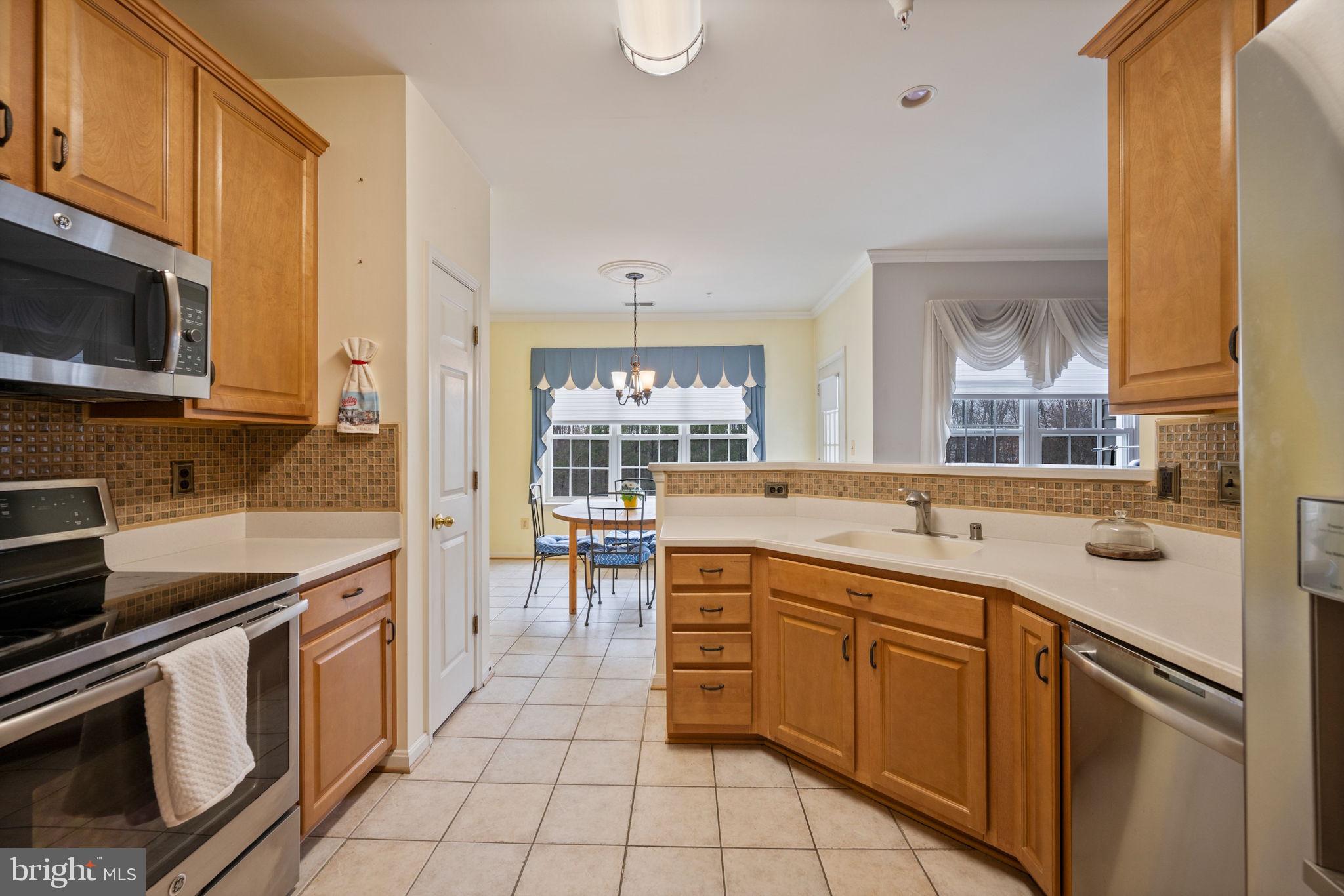 HOPEWELL POINTE - Residential