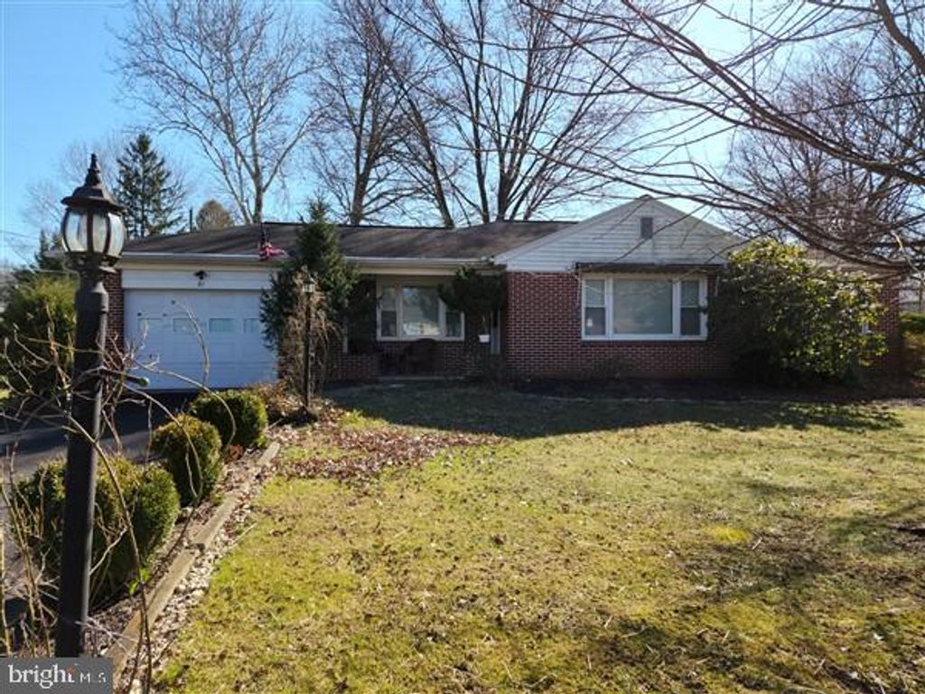 Photo of 81 LANDIS DR, LANCASTER, PA 17602 (MLS # PALA2032322)