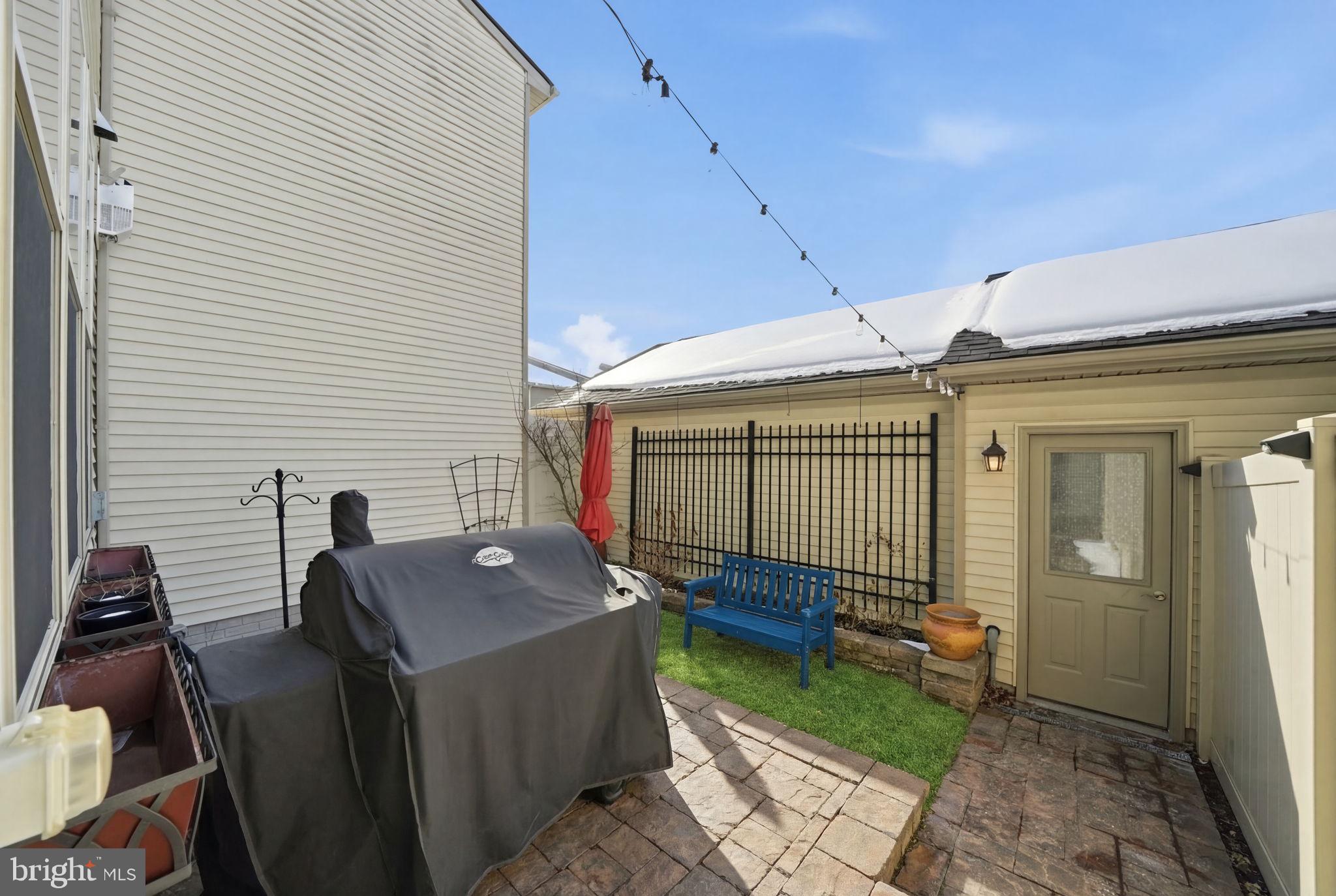 WORMANS MILL - Residential