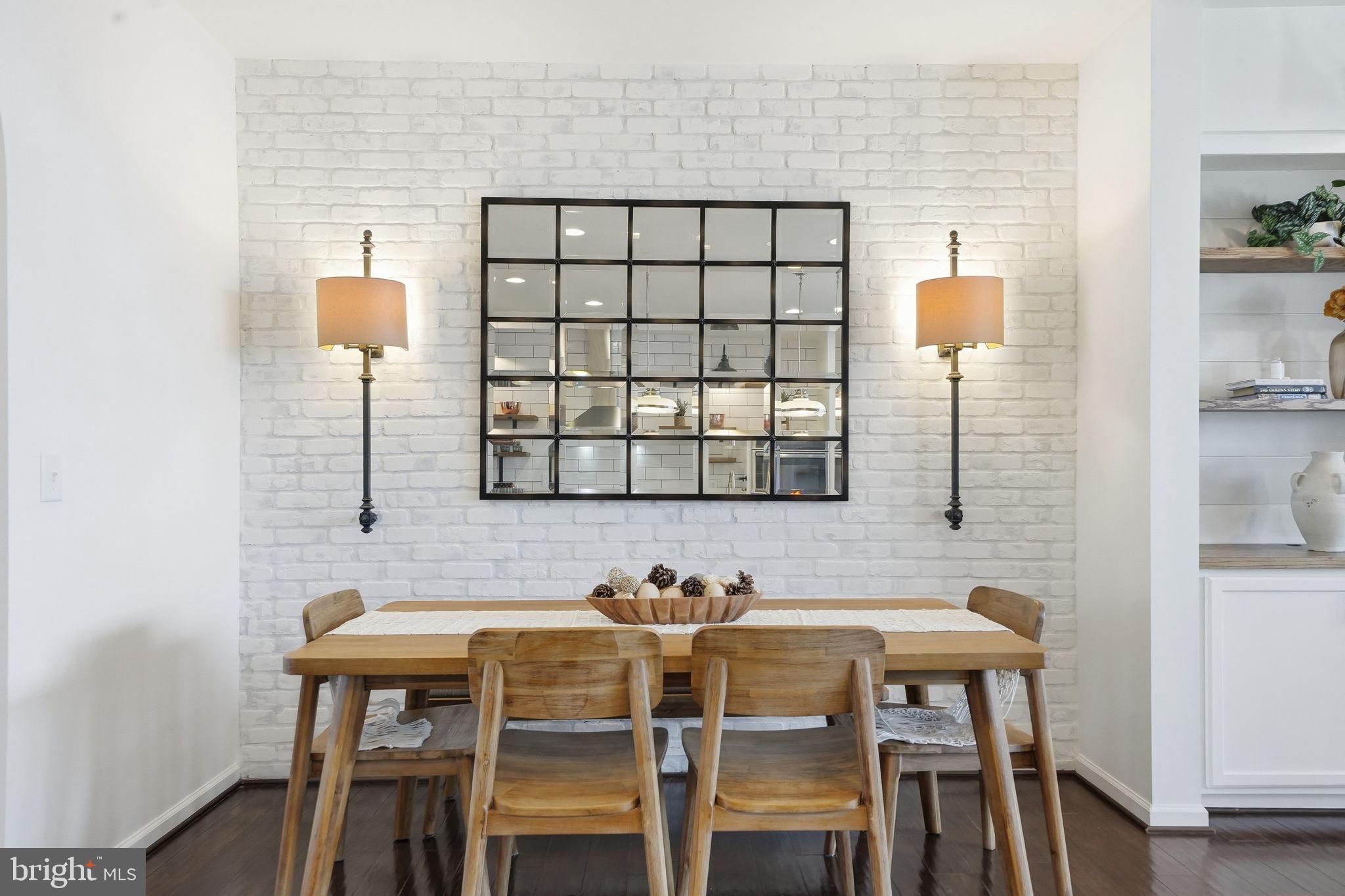 WORMANS MILL - Residential