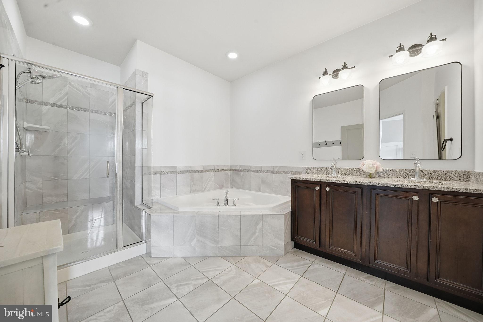 WORMANS MILL - Residential