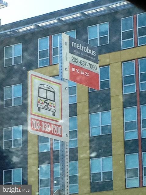 DUNN LORING METRO APARTMENTS - Residential Lease