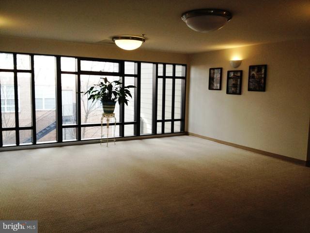 DUNN LORING METRO APARTMENTS - Residential Lease