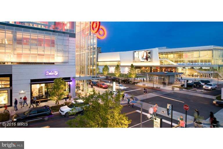 DUNN LORING METRO APARTMENTS - Residential Lease