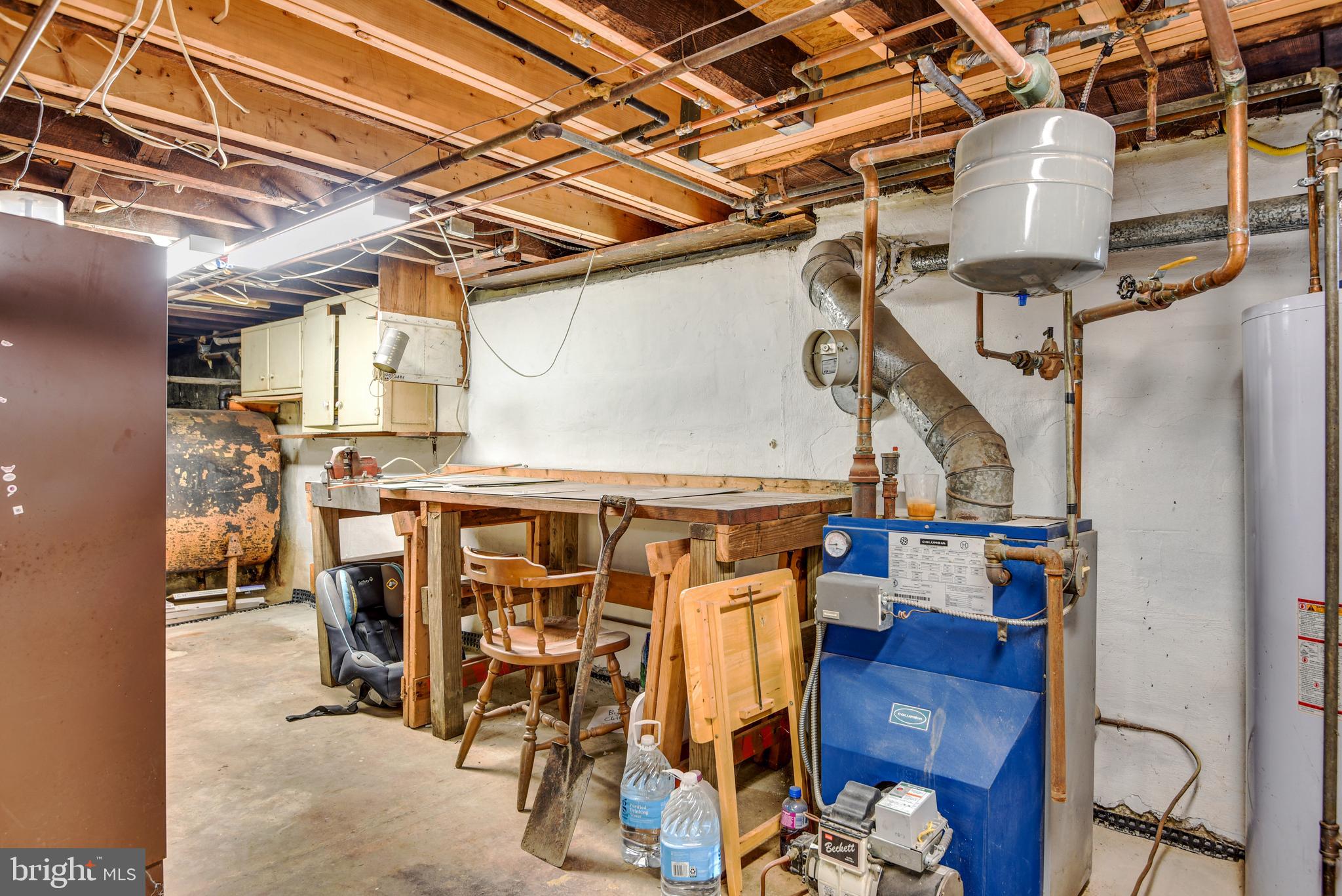 HAMMONDS FERRY - Residential