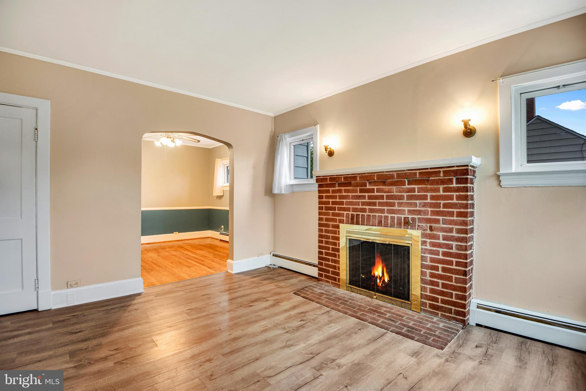 HAMMONDS FERRY - Residential