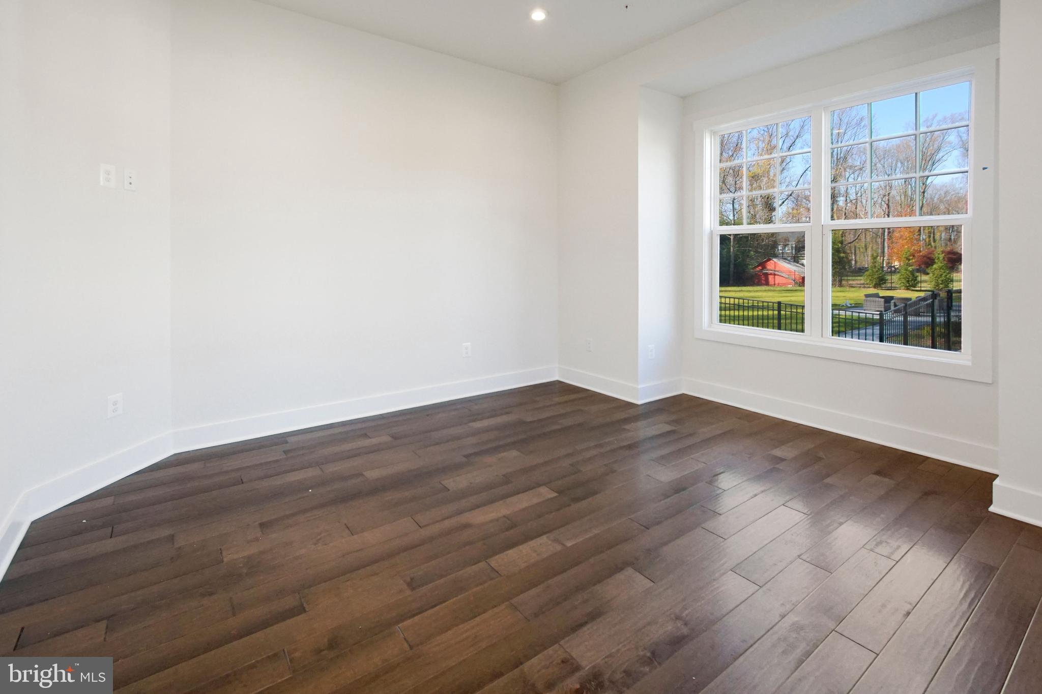 7327 WISTERIA POINT DRIVE 34