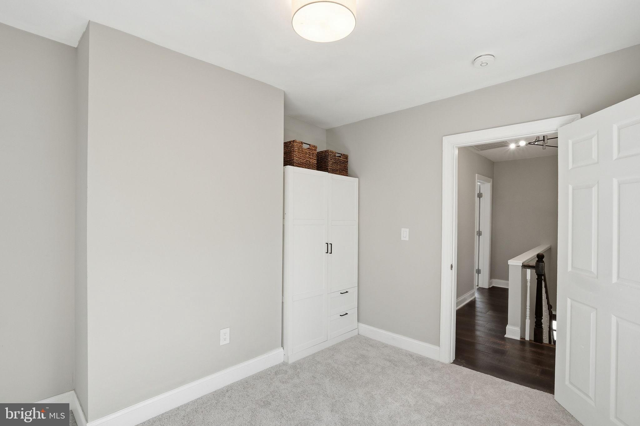 MOUNT RAINIER - Residential