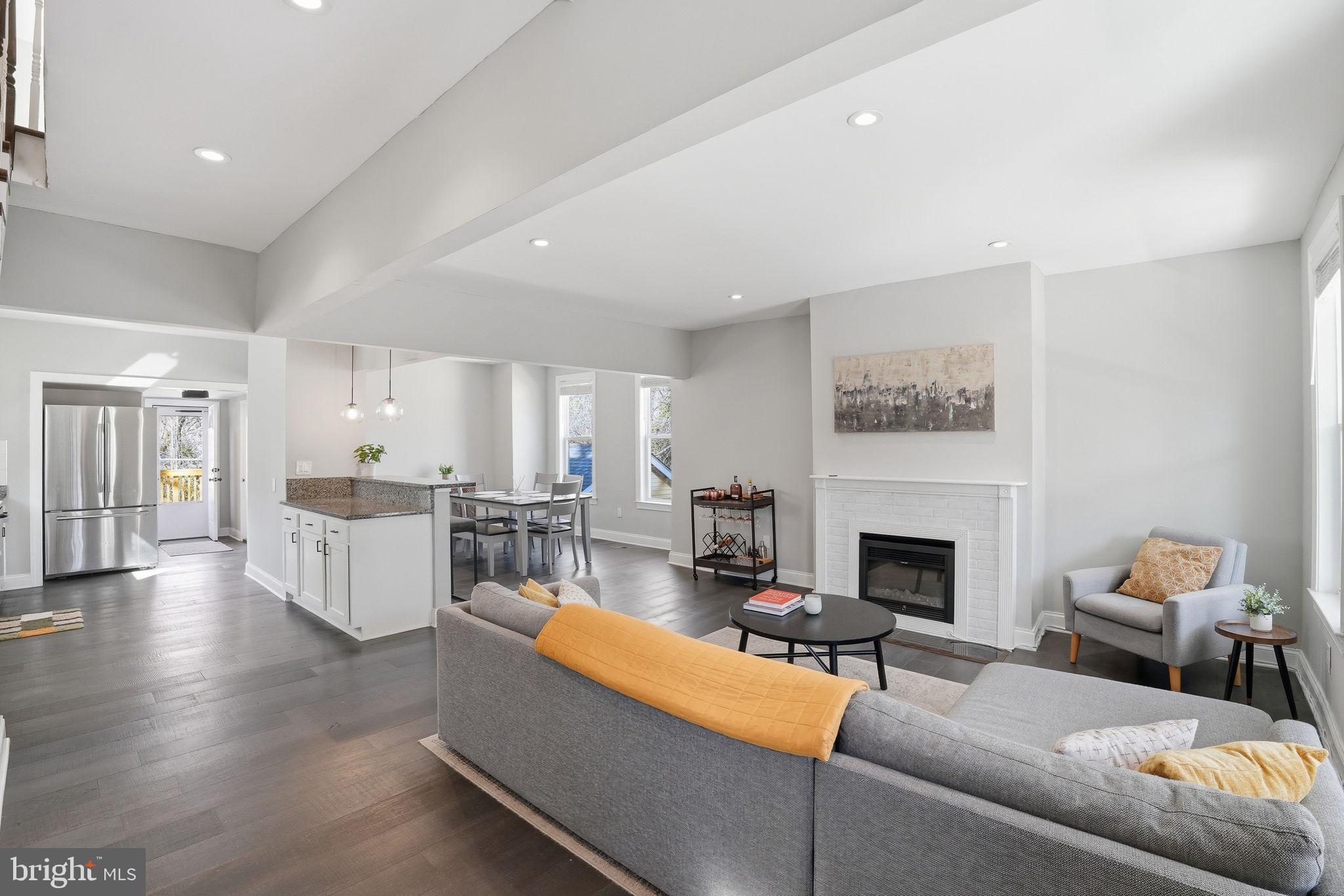 MOUNT RAINIER - Residential