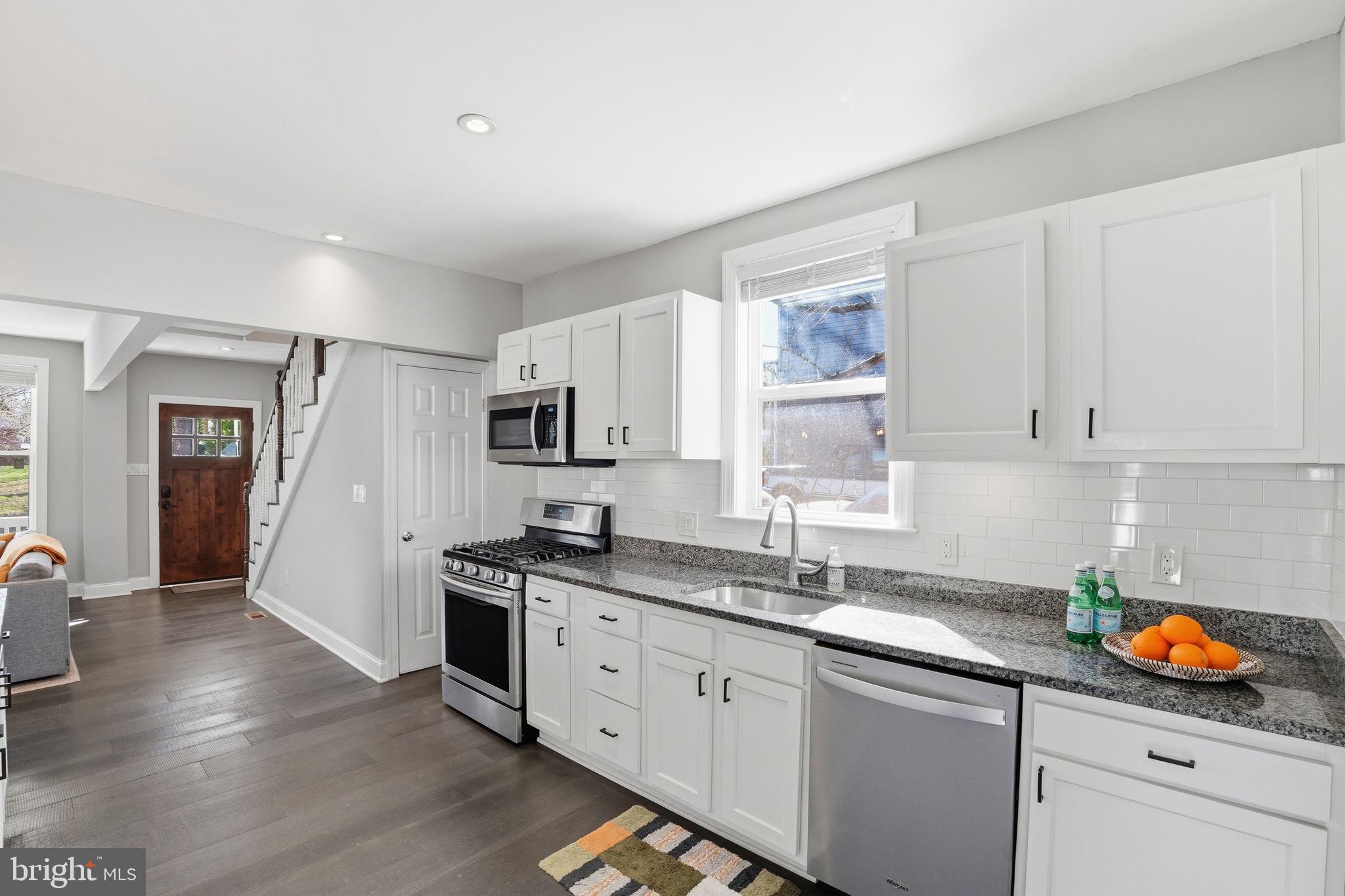 MOUNT RAINIER - Residential