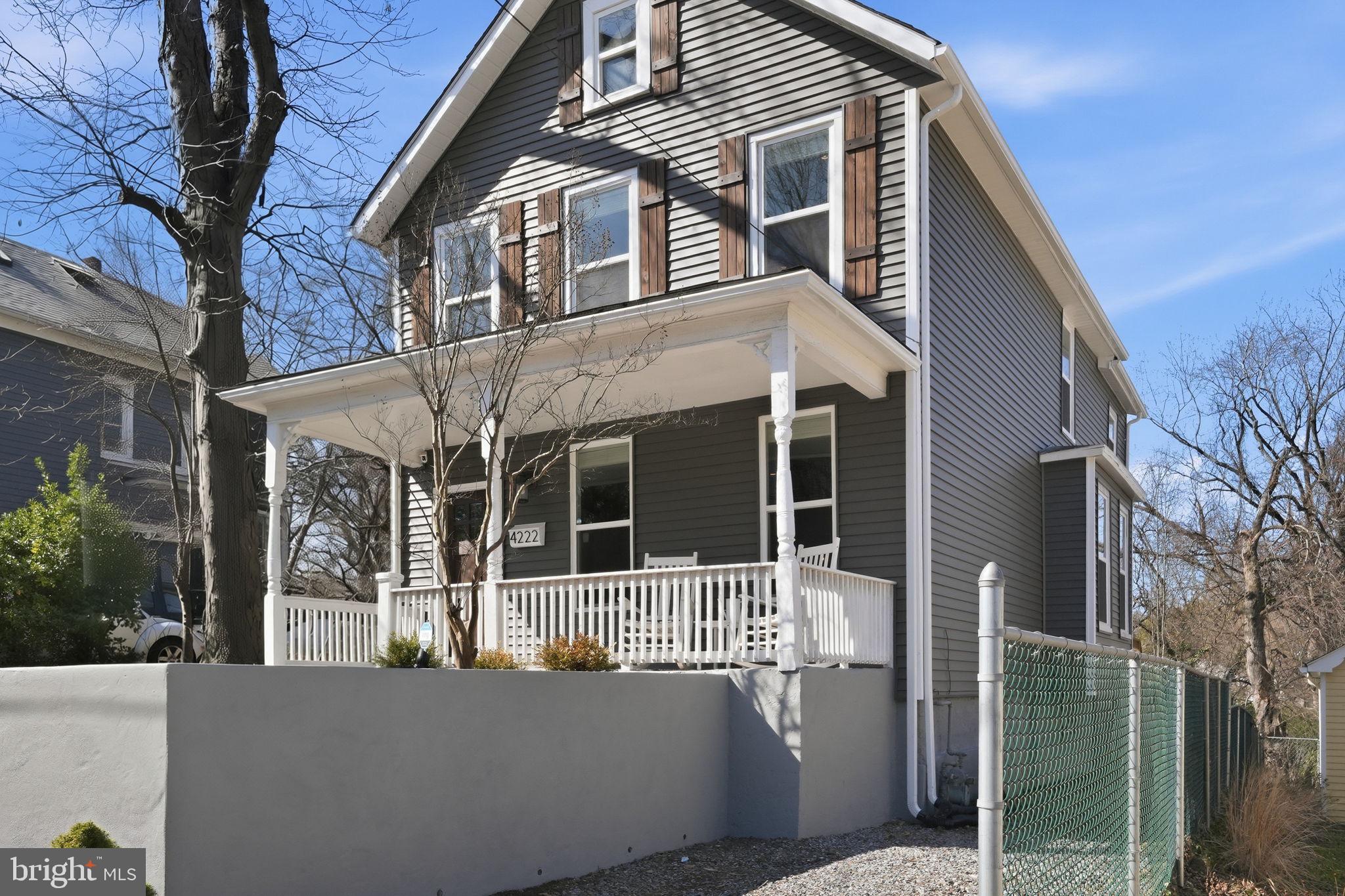 MOUNT RAINIER - Residential