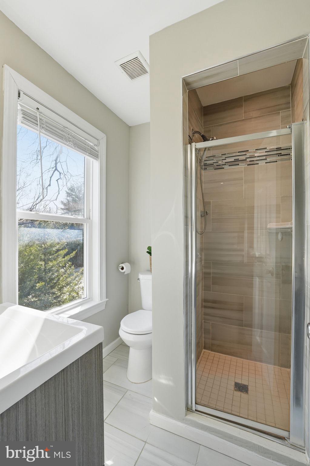 MOUNT RAINIER - Residential