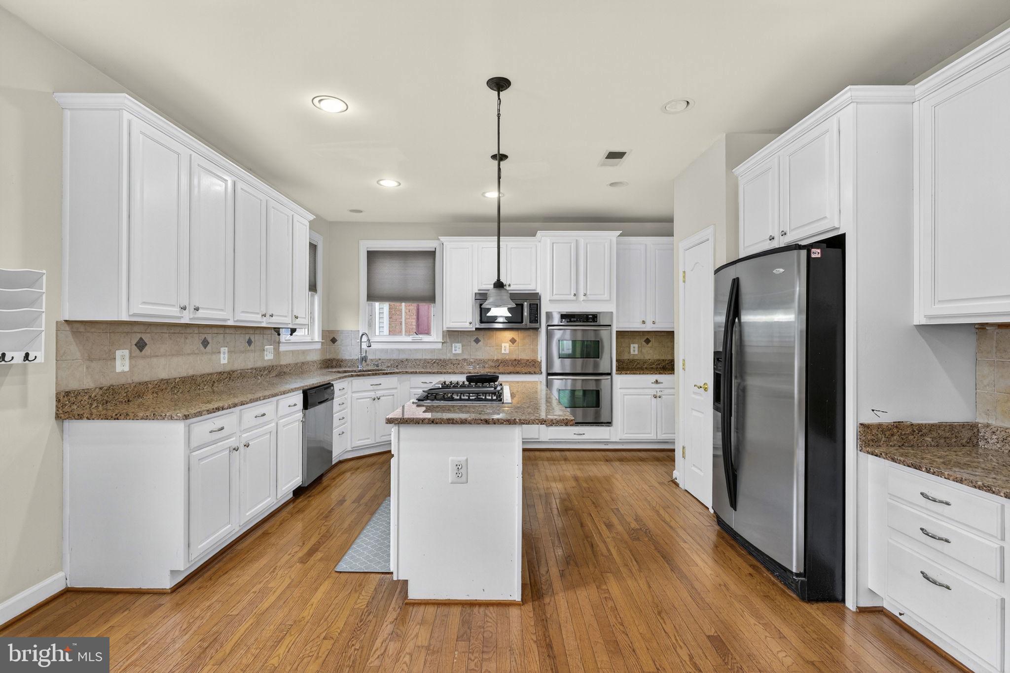 NEW BRISTOW VILLAGE - Residential