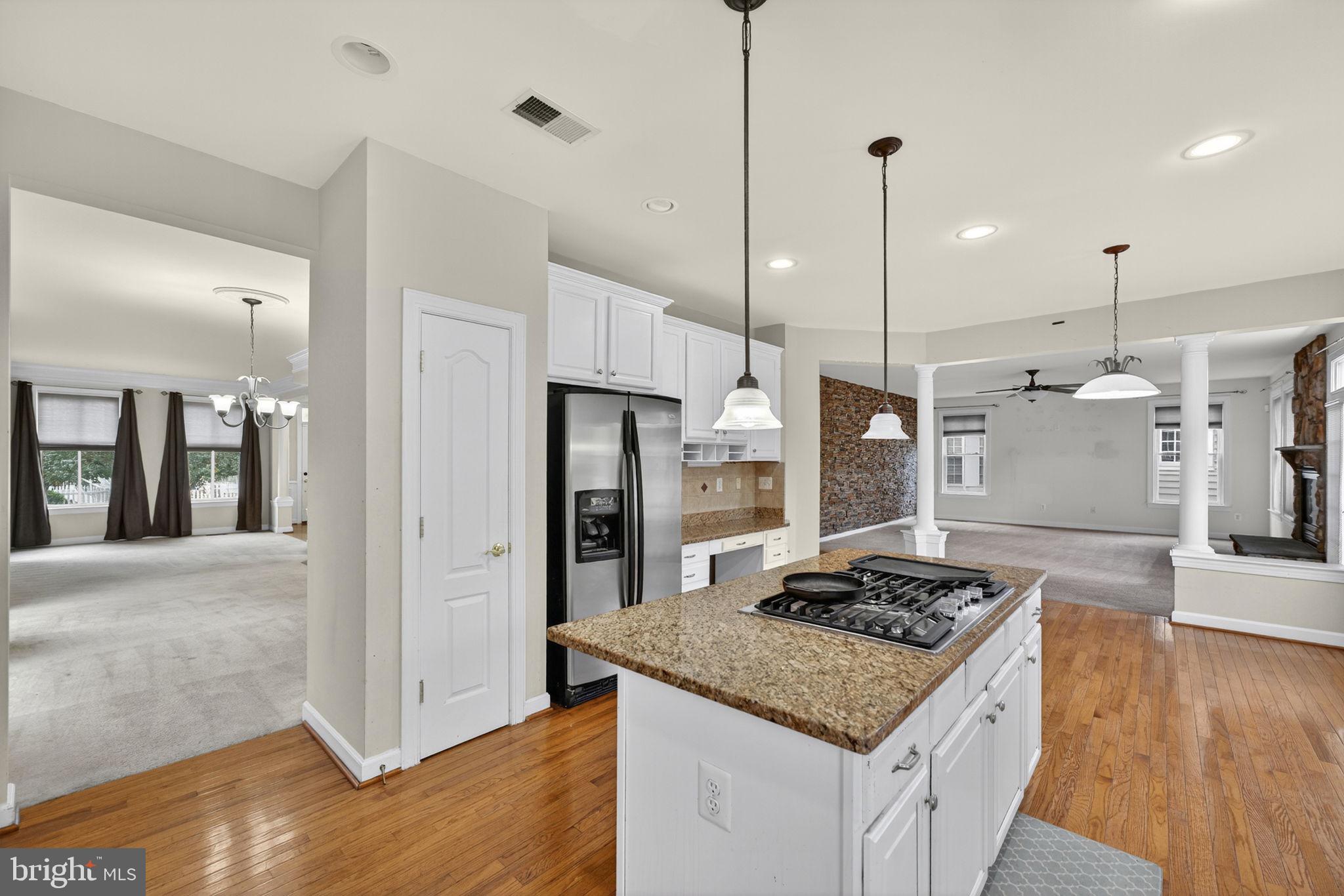 NEW BRISTOW VILLAGE - Residential