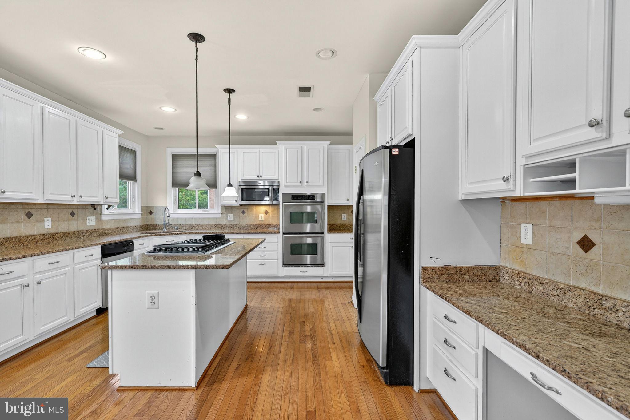 NEW BRISTOW VILLAGE - Residential