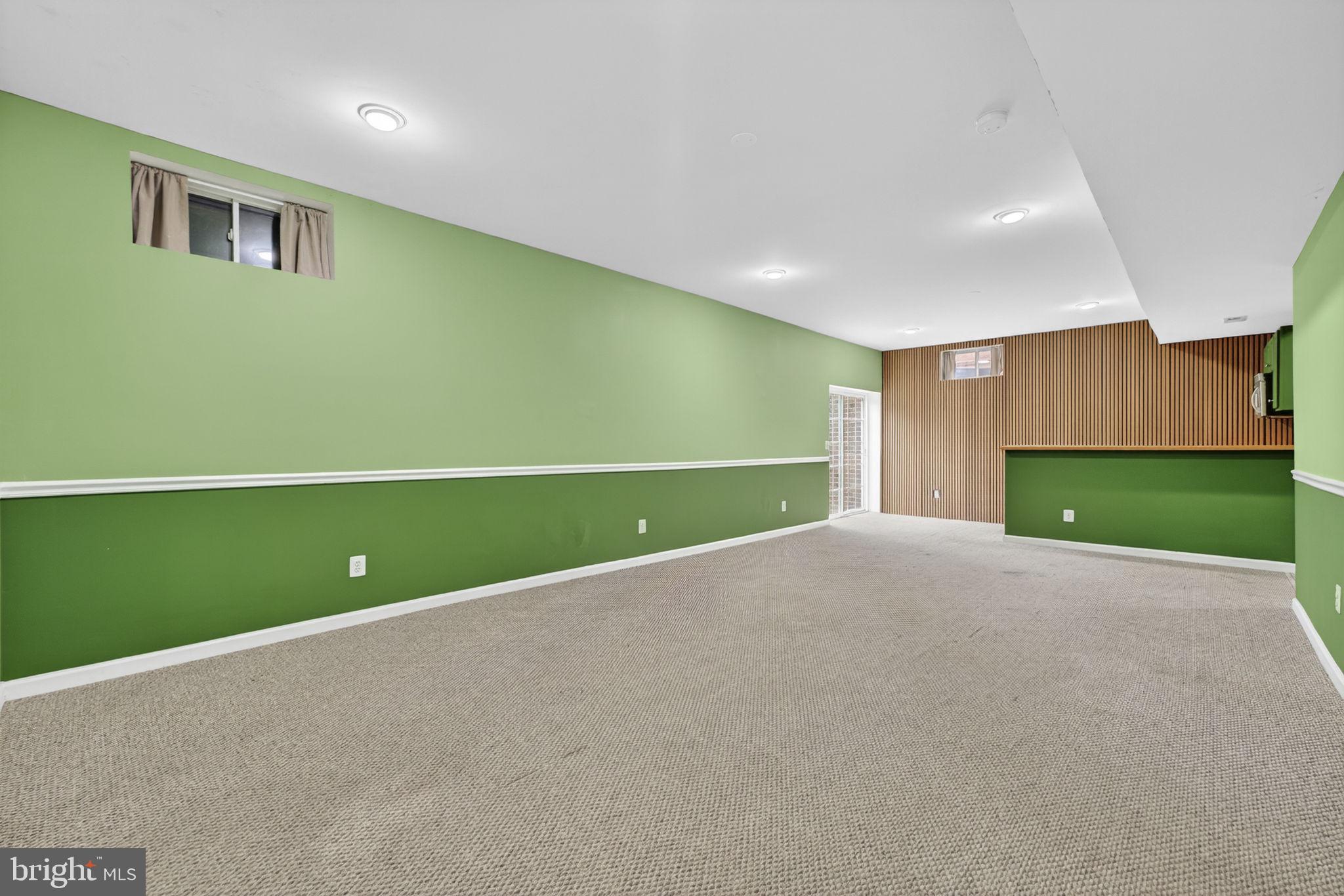 NEW BRISTOW VILLAGE - Residential