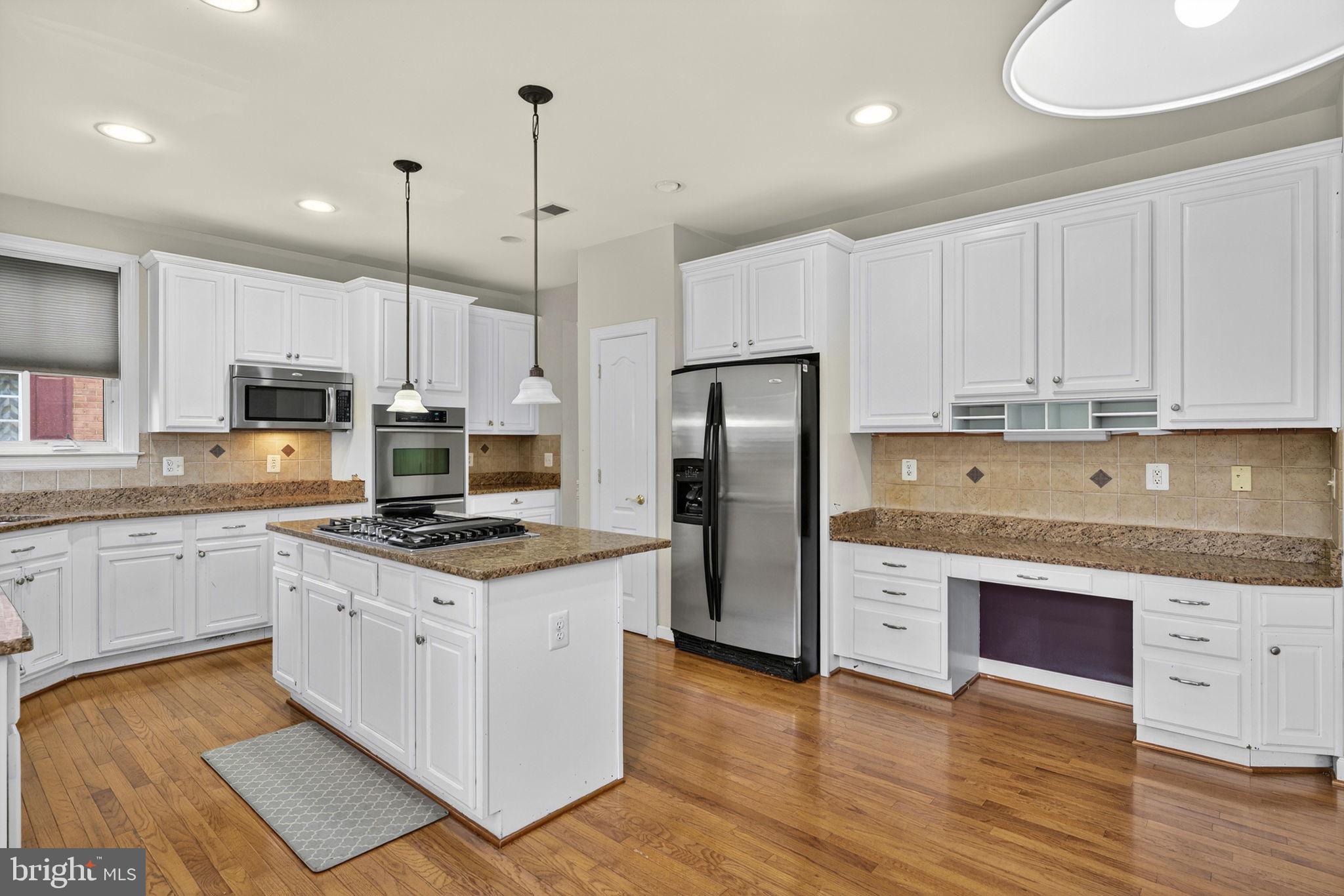 NEW BRISTOW VILLAGE - Residential